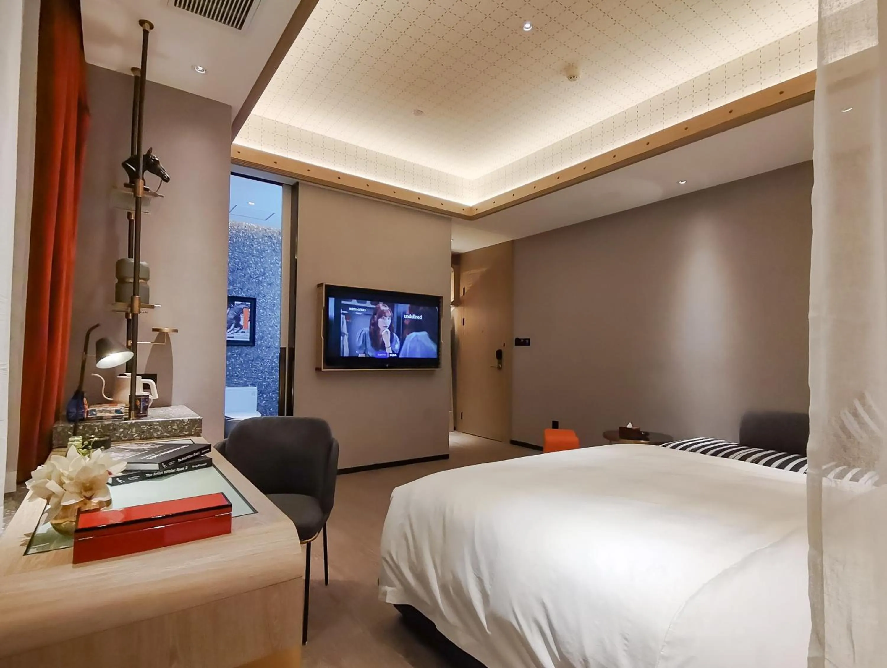 Photo of the whole room, Bed in Arthur Hotel Zhujiang New Town Guangzhou