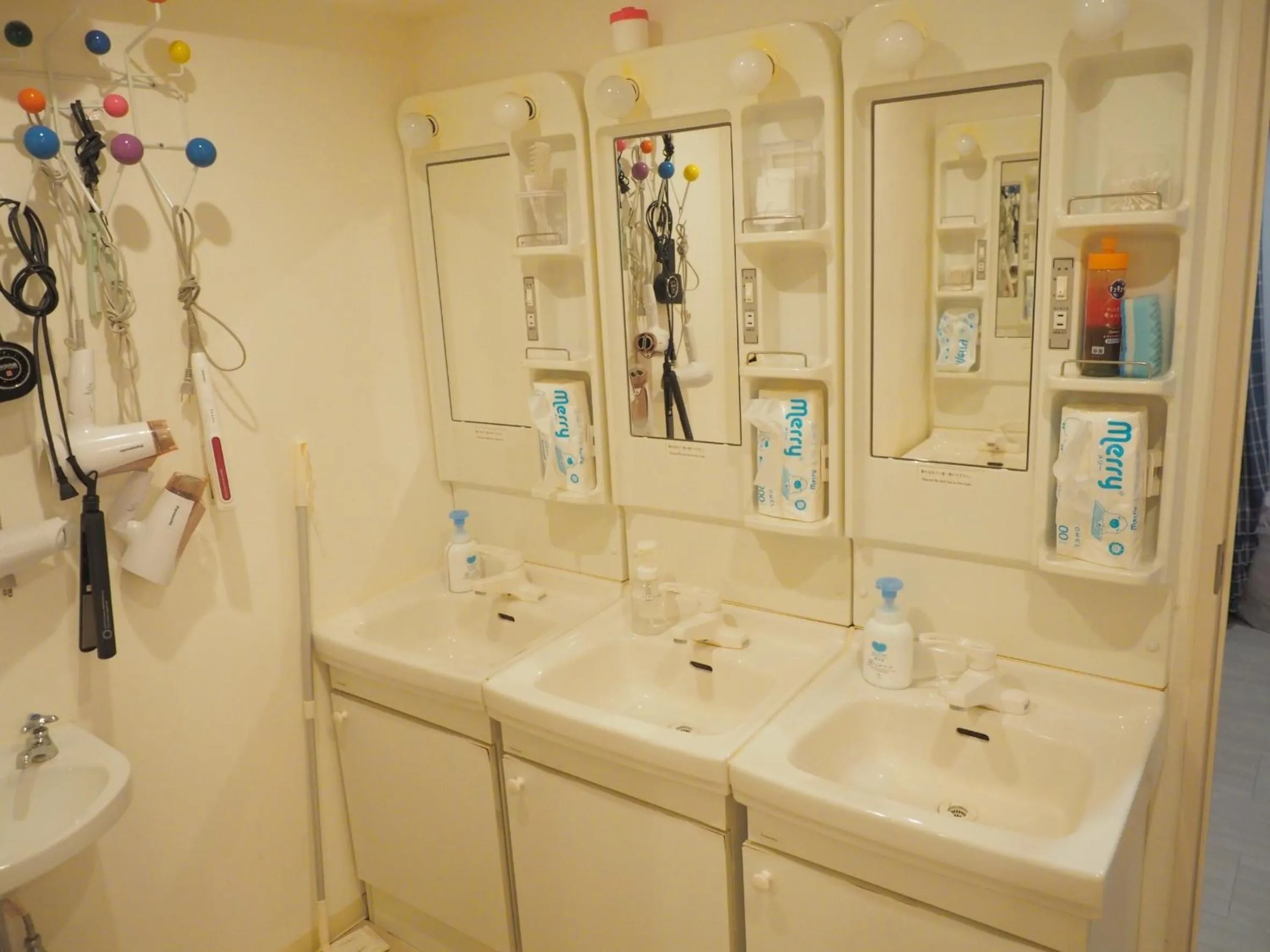 bnb+ Akihabara (Female Only)