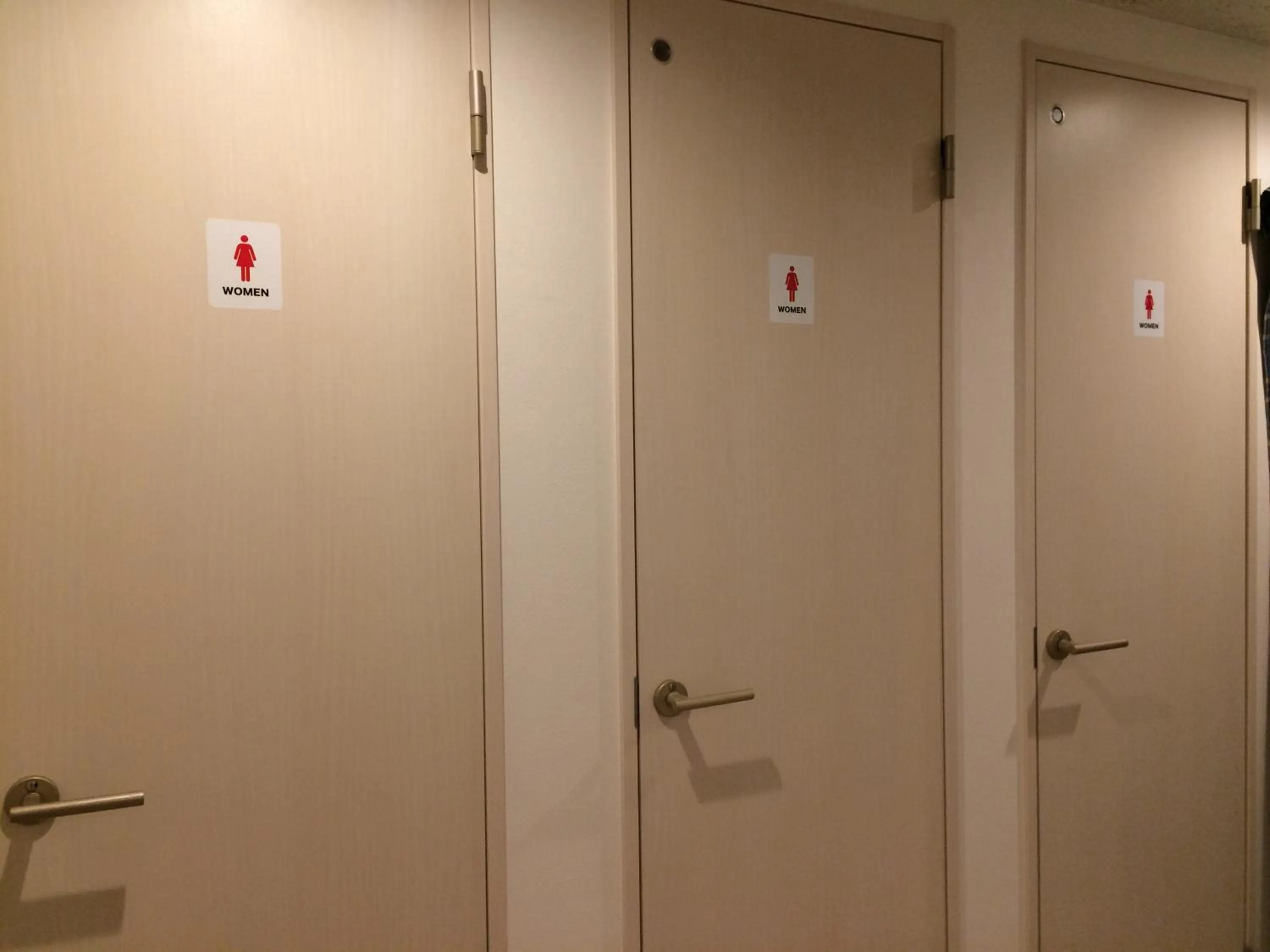 Toilet in bnb+ Akihabara (Female Only)