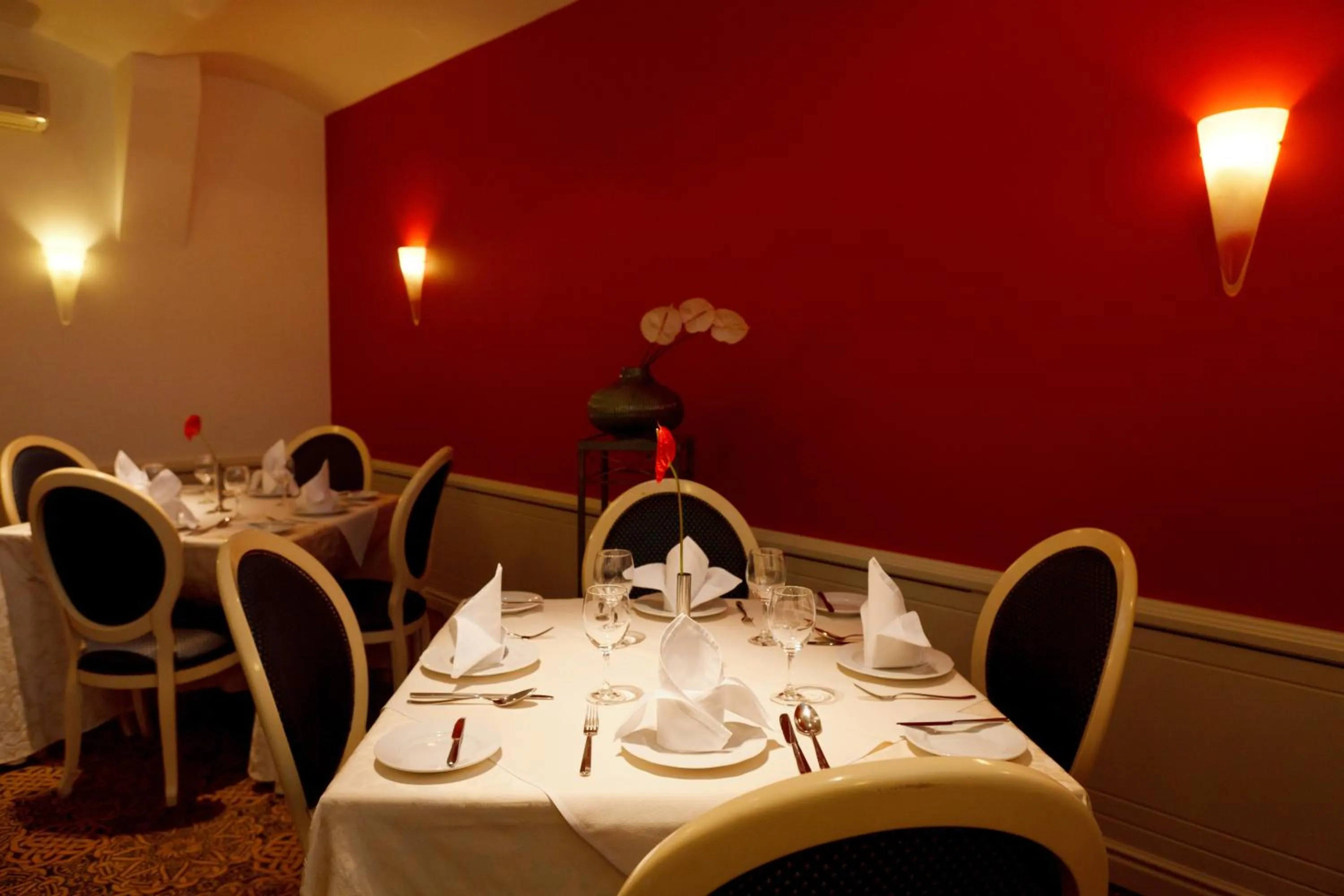 Restaurant/places to eat in Monika Centrum Hotels