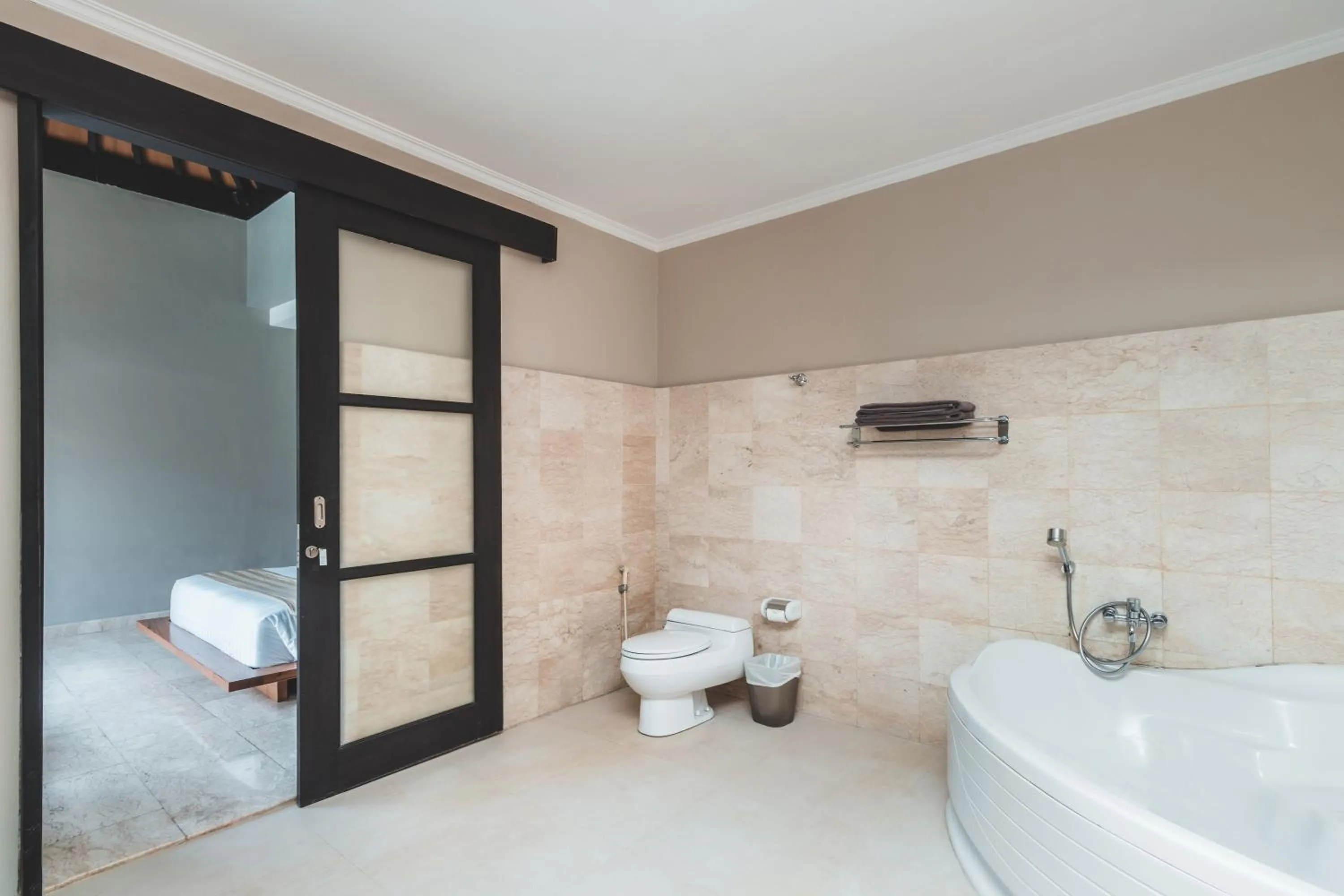 Toilet in Dura Villas Bali at Kerobokan