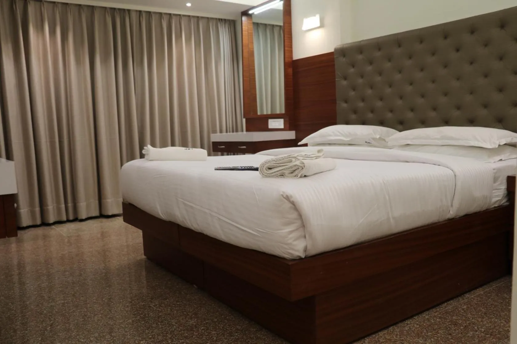 Bed in Hotel Milan International