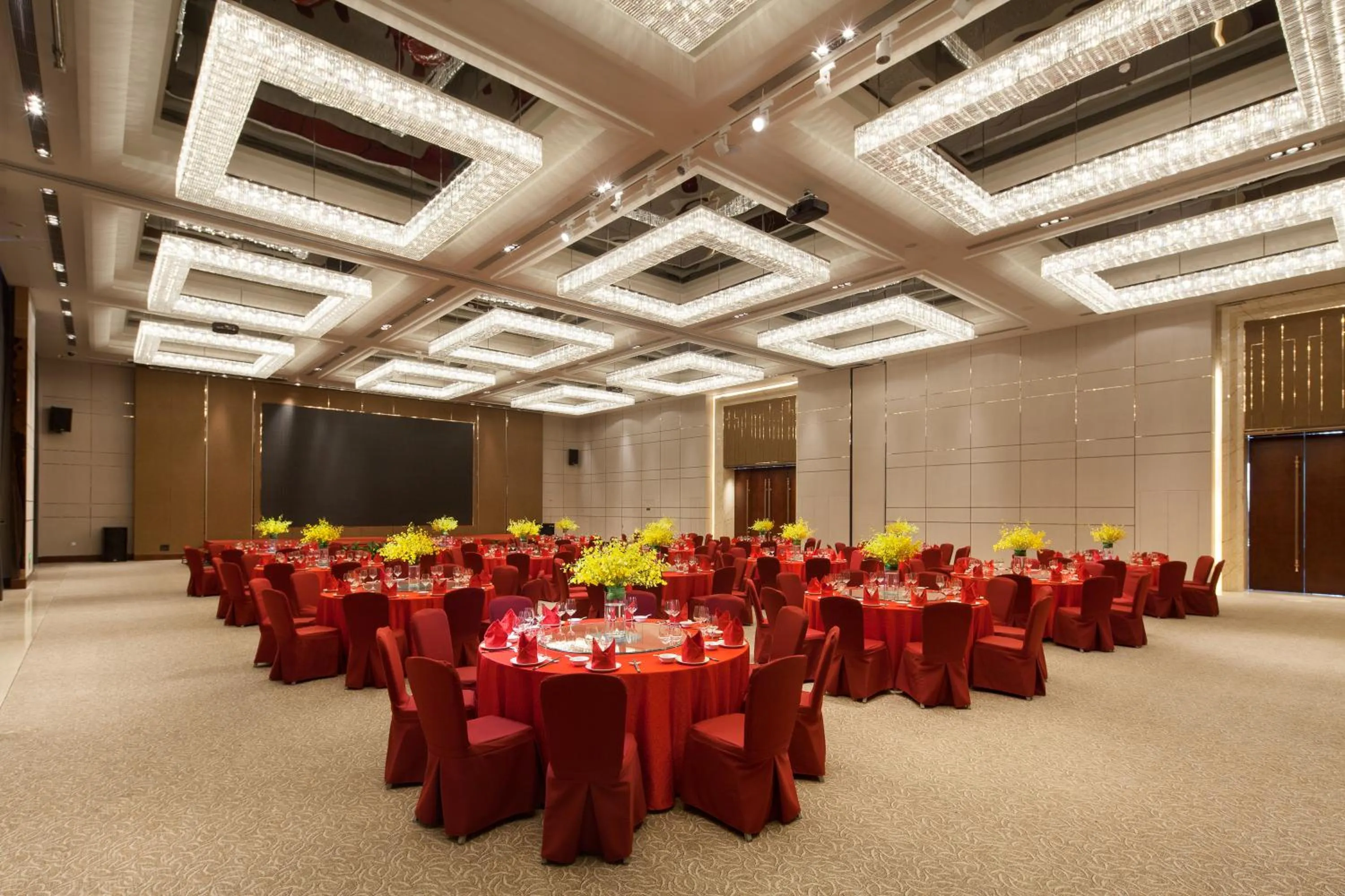 Banquet/Function facilities in Ramada Jinan