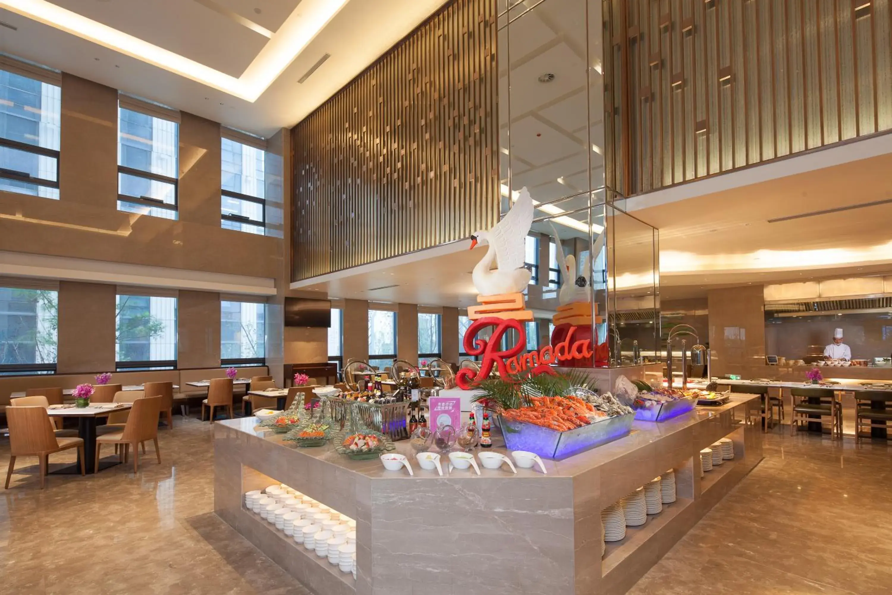 Restaurant/places to eat in Ramada Jinan Restaurant/places to eat in Ramada Jinan