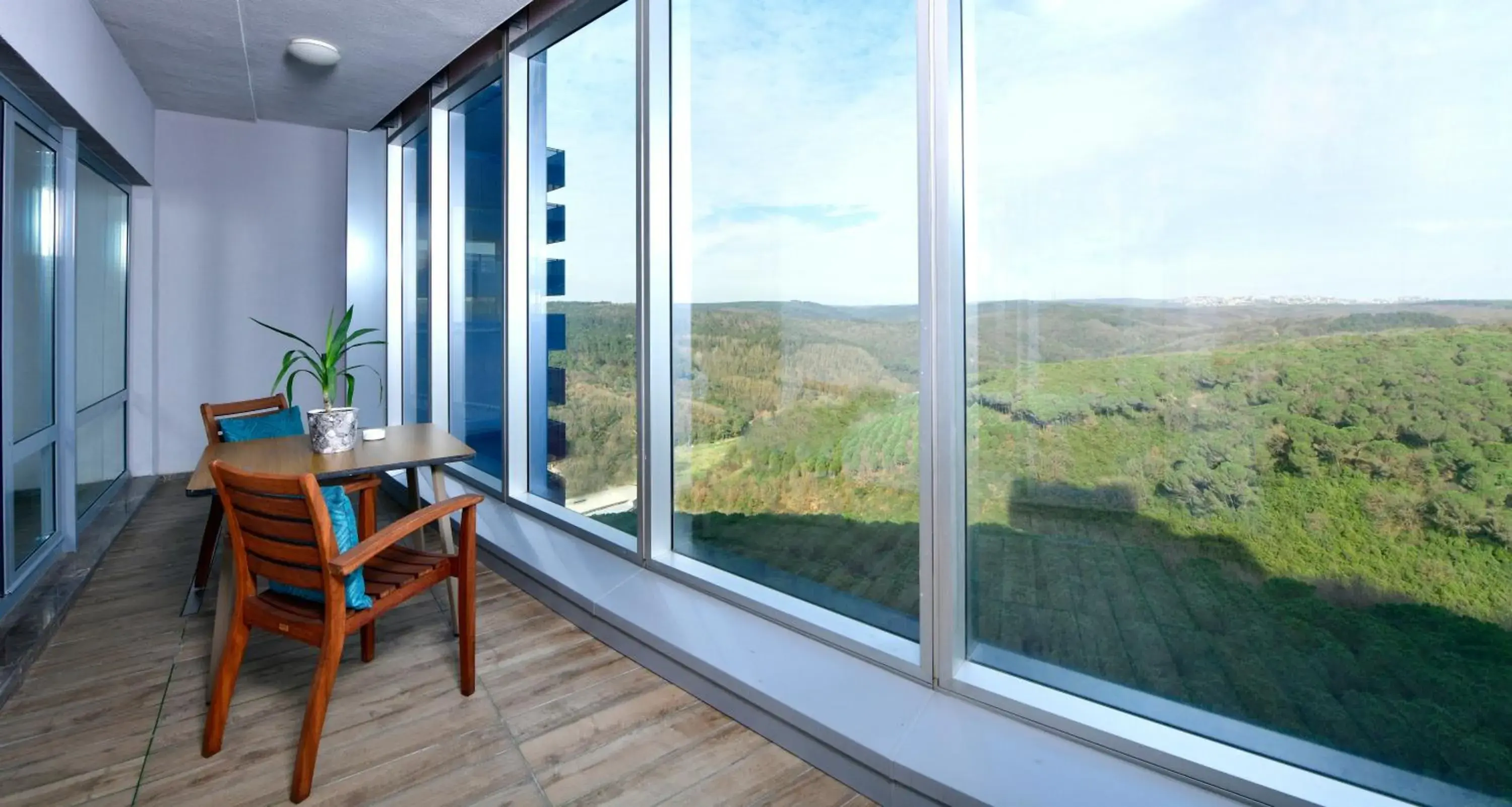 One-Bedroom Apartment with View in Somerset Maslak Istanbul One-Bedroom Apartment with View in Somerset Maslak Istanbul