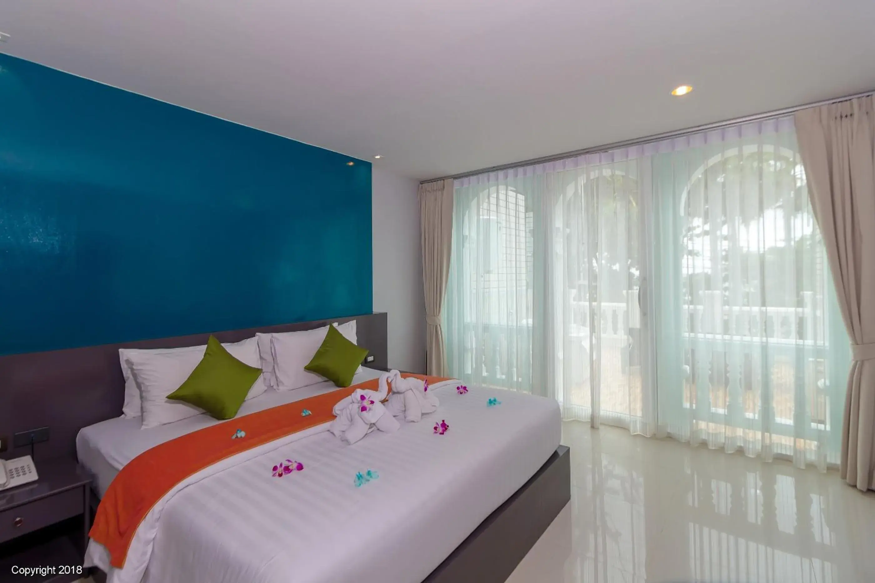 Balcony/Terrace, Bed in Modern Living Residence Balcony/Terrace, Bed in Modern Living Residence