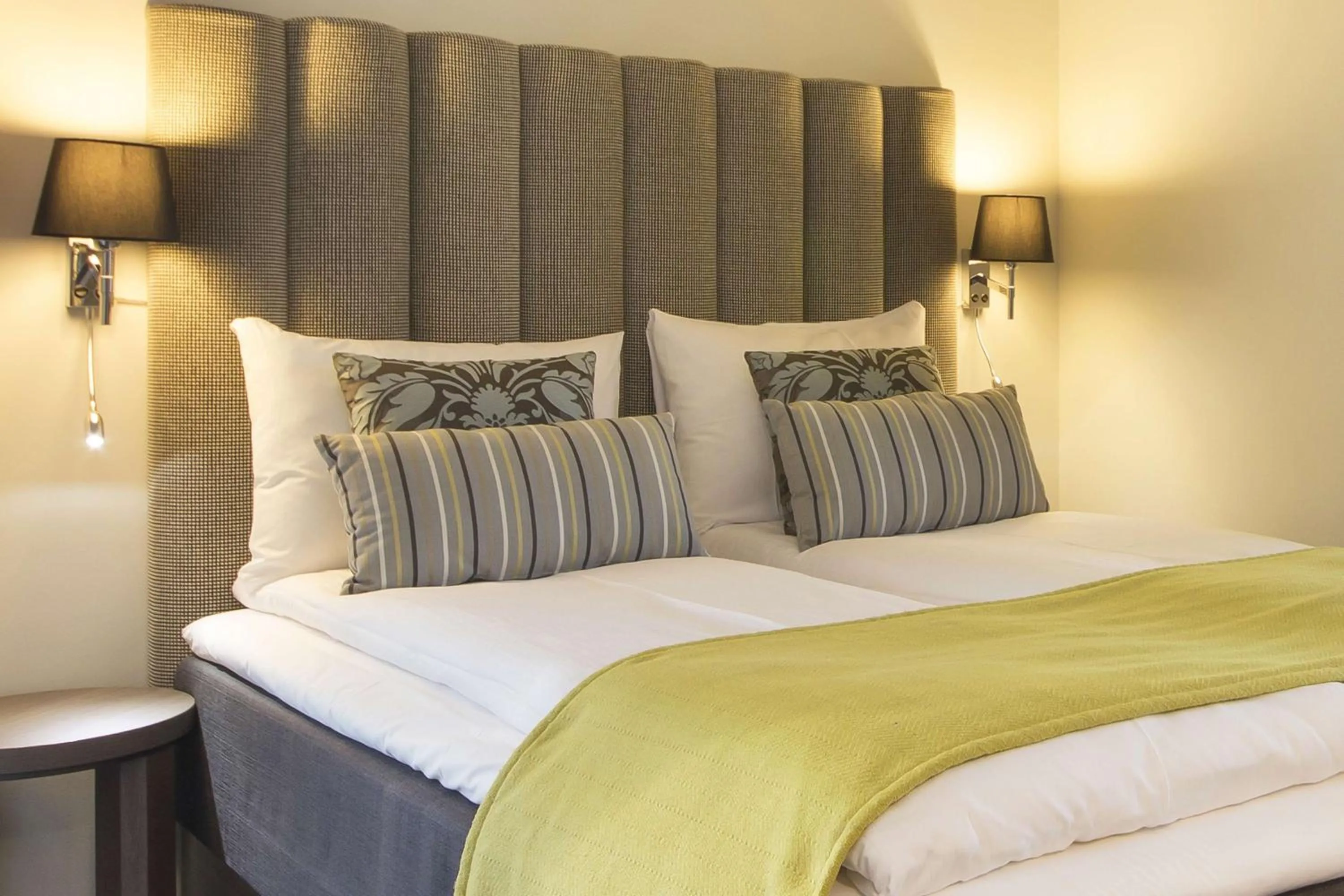 Bedroom, Bed in Scandic Bakklandet