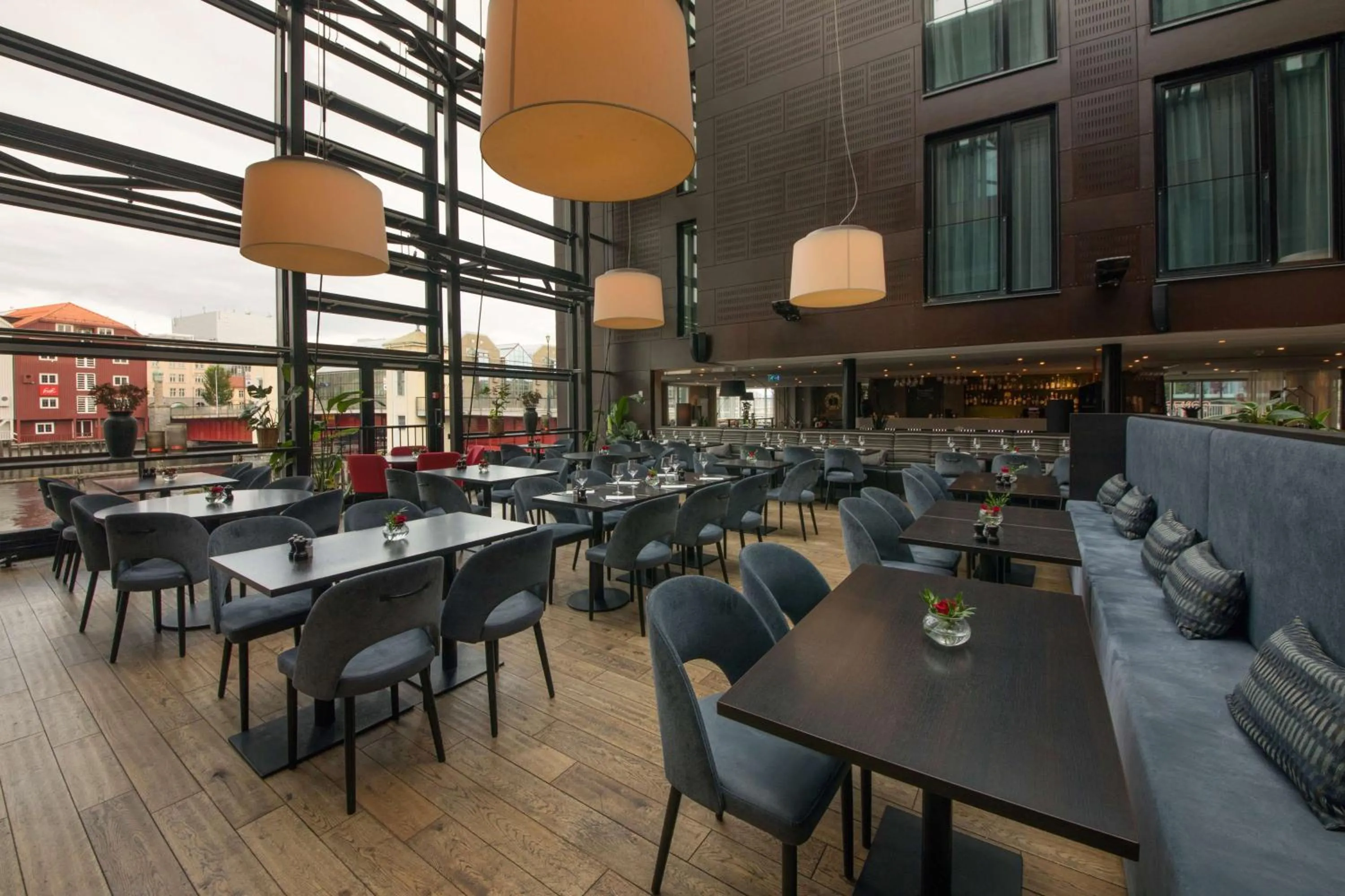 Restaurant/places to eat in Scandic Bakklandet