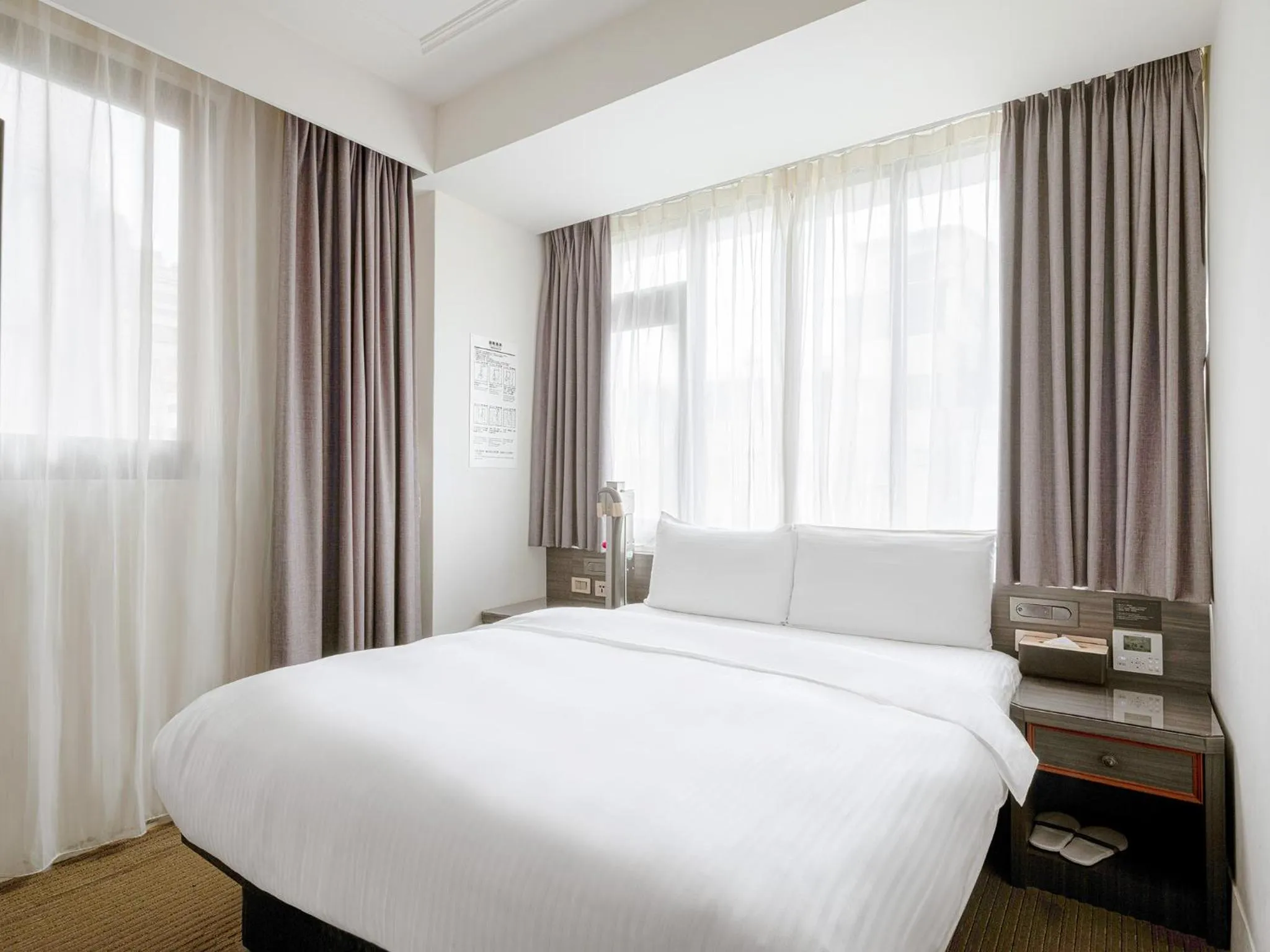 Photo of the whole room, Bed in Dream Mansion Hotel