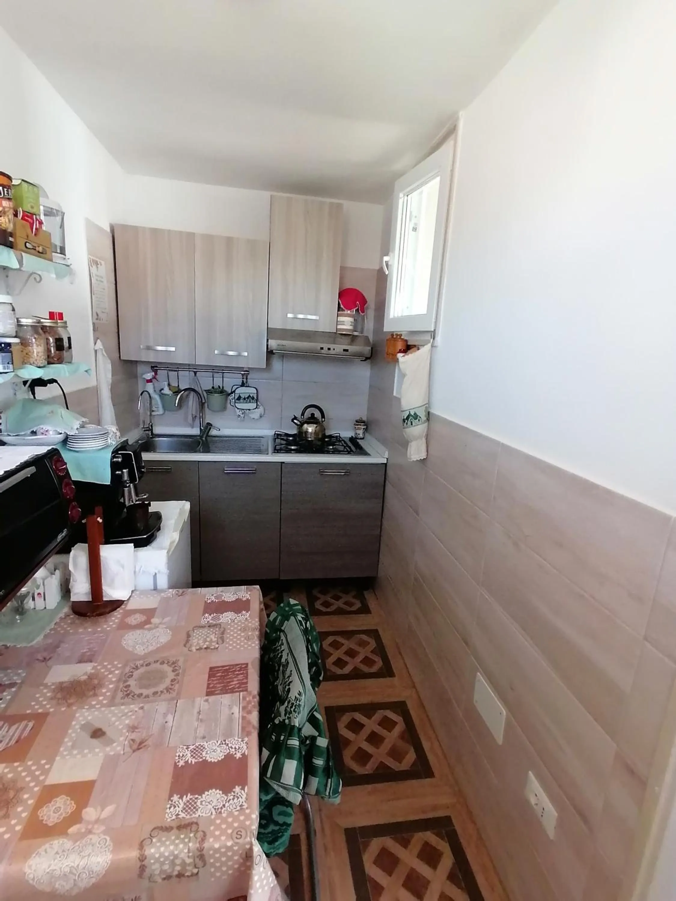 Kitchen or kitchenette in B&B Lo Smeraldo