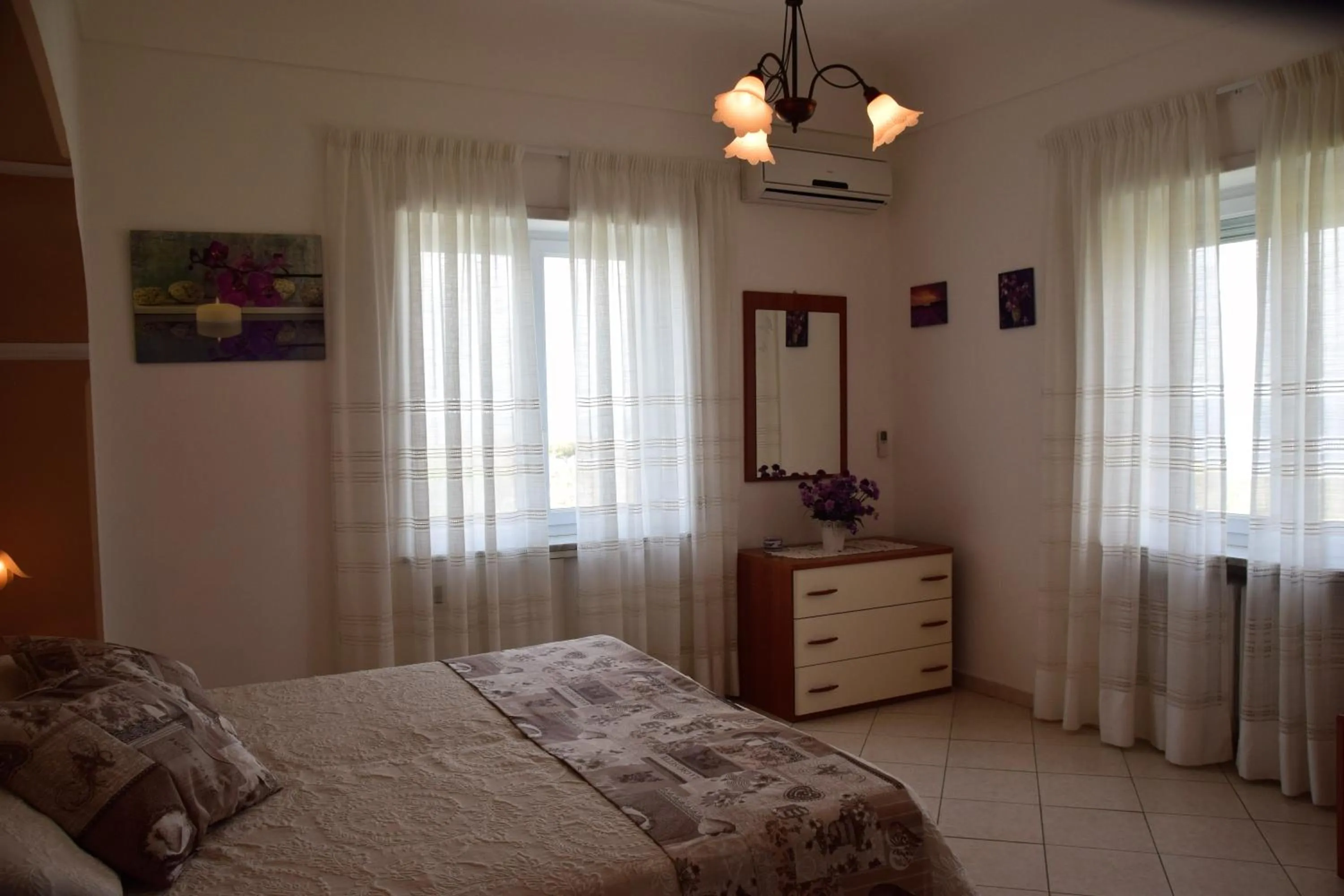 Bed in villa damecuta B&B