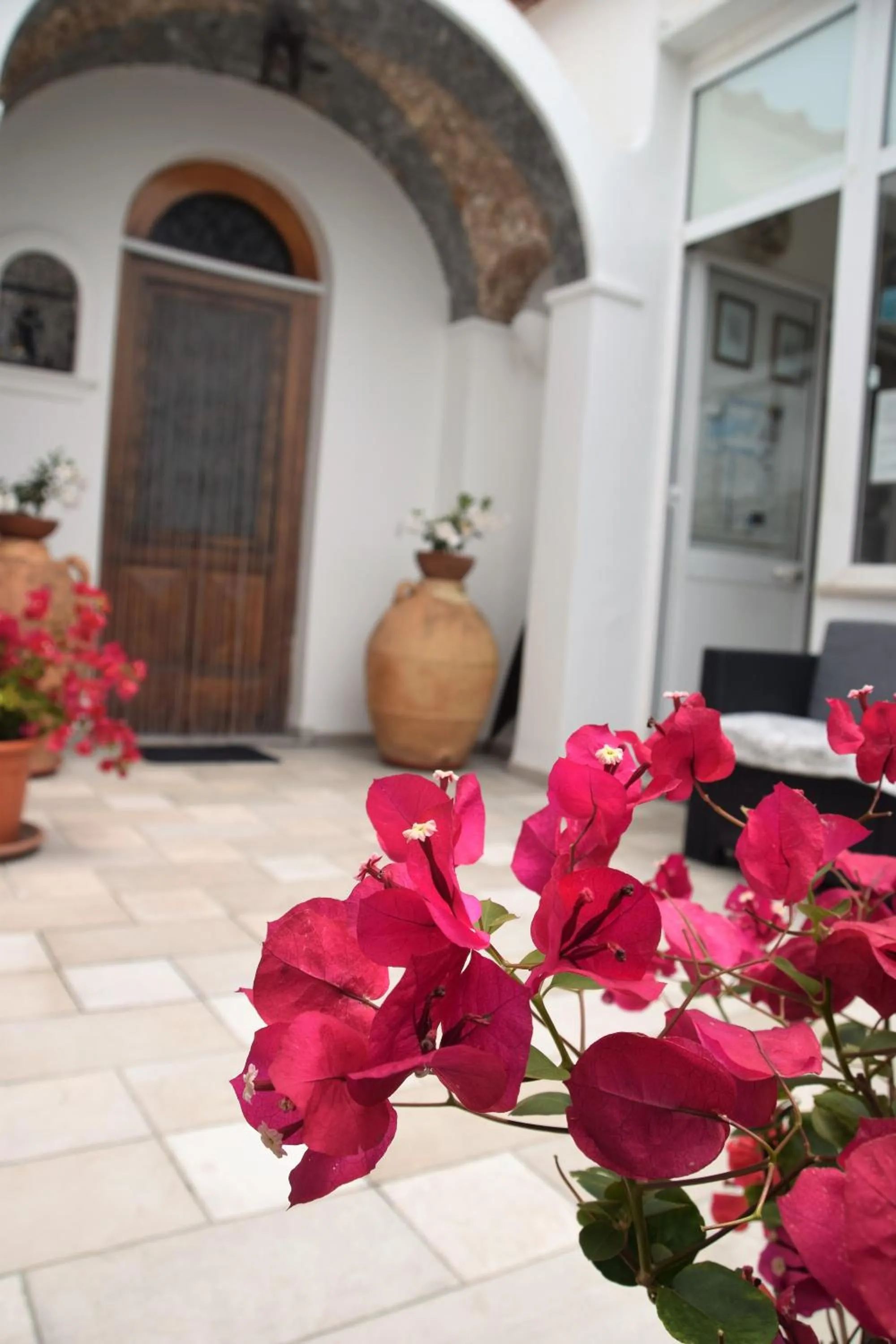 Patio in villa damecuta B&B