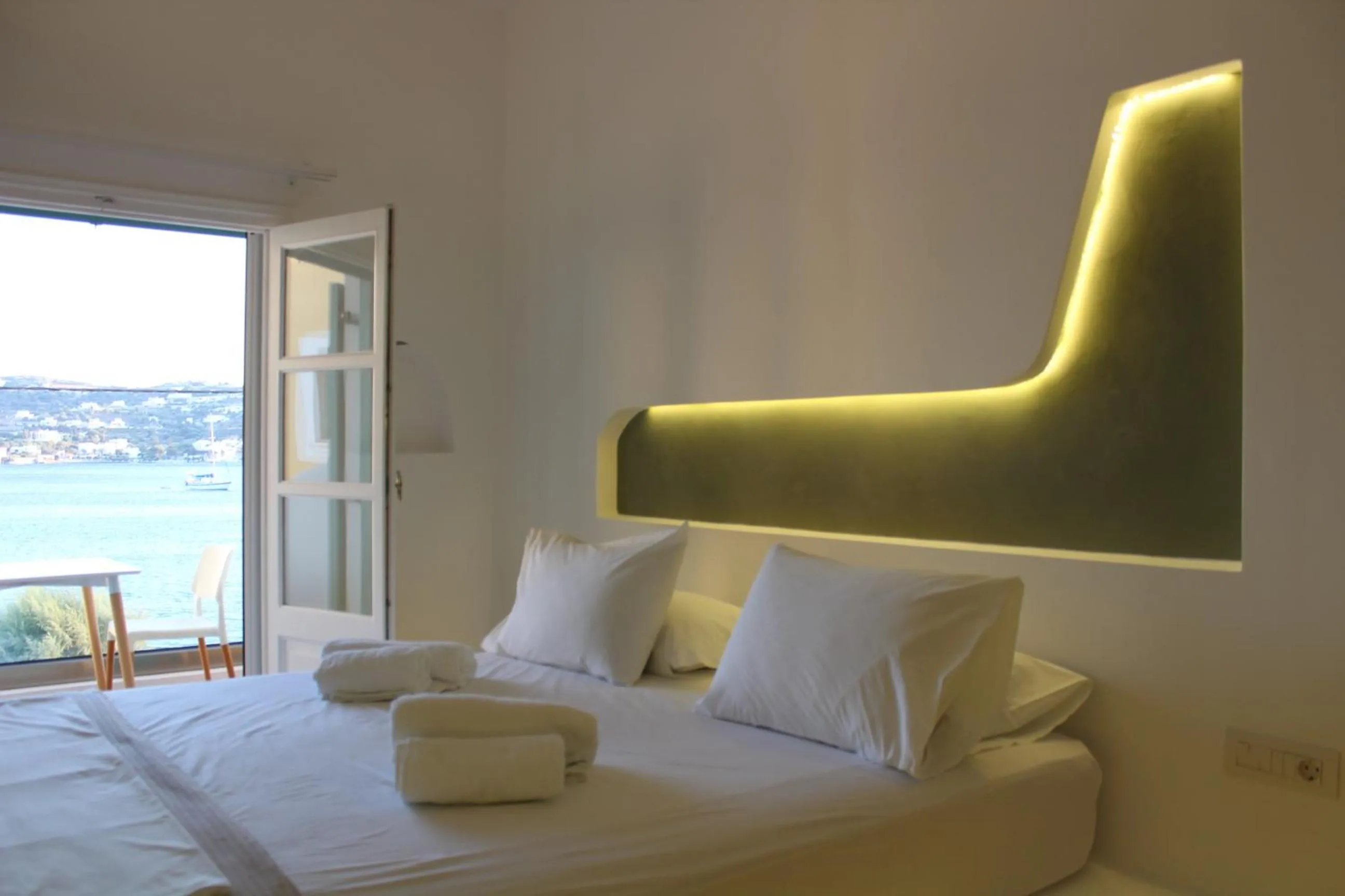 Bed in Alidian bay Suites Leros