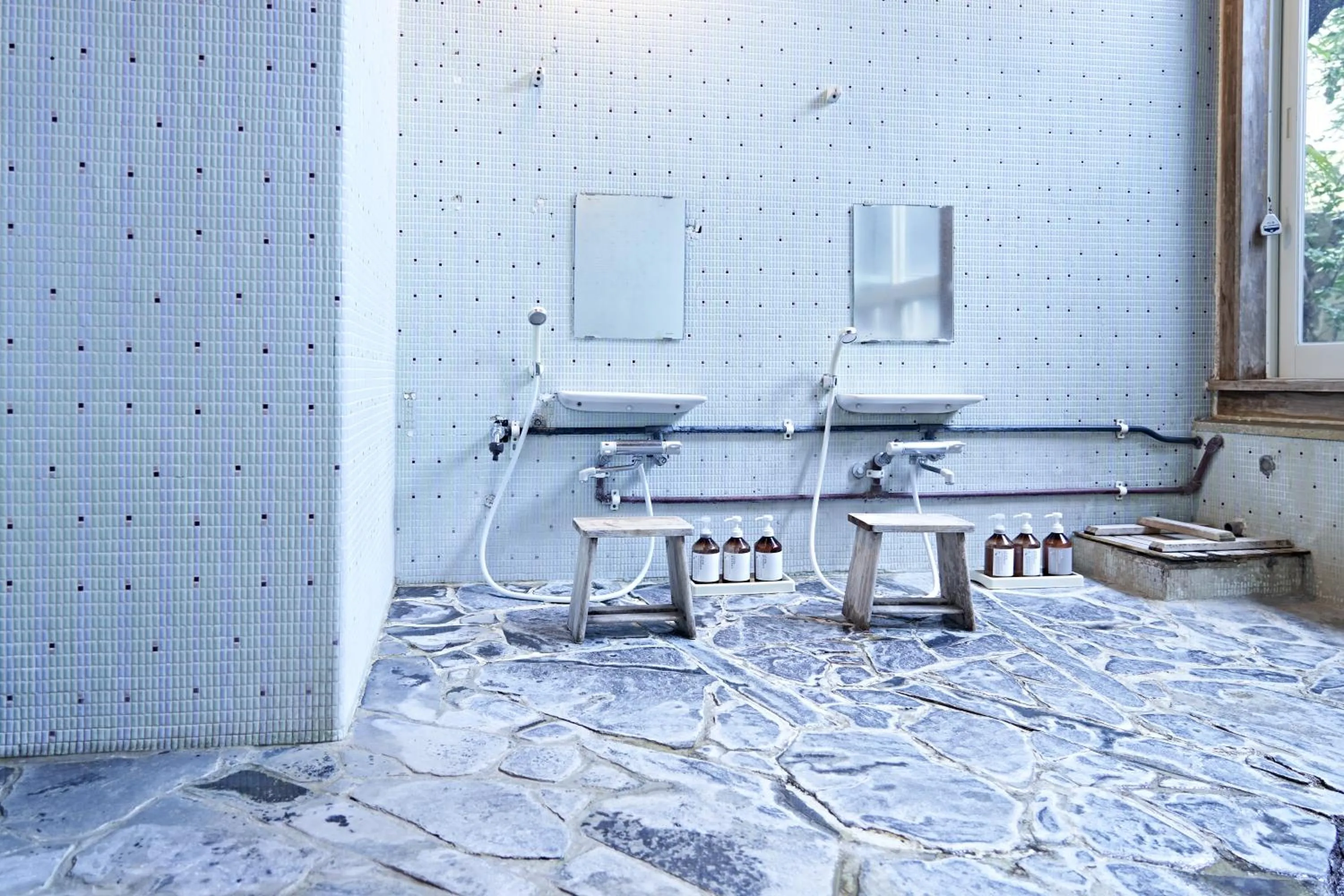 Hot Spring Bath in Yamada Bessou くつろぎの温泉宿 山田別荘