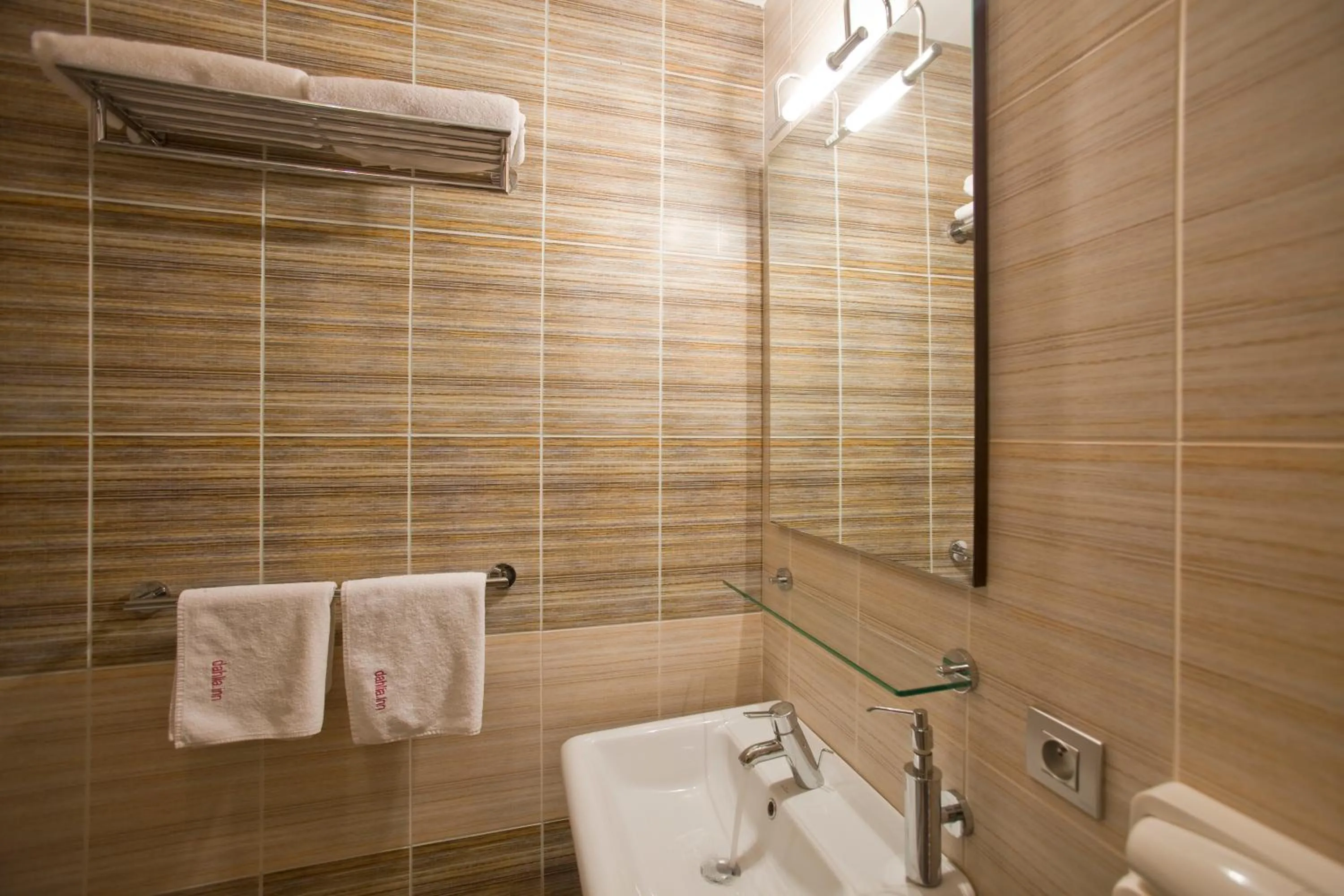 Bathroom in Dahlia Inn
