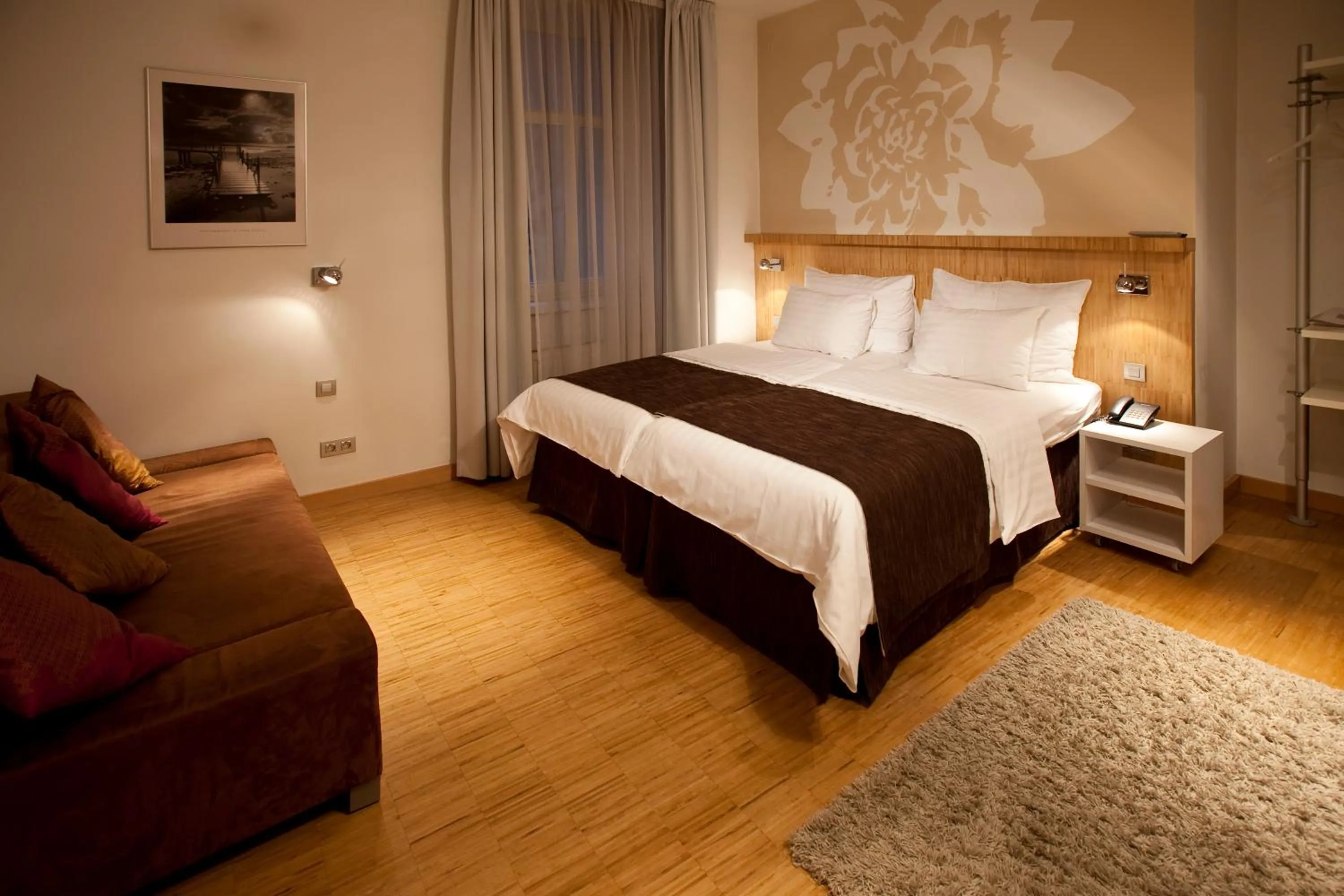 Bed in Dahlia Inn