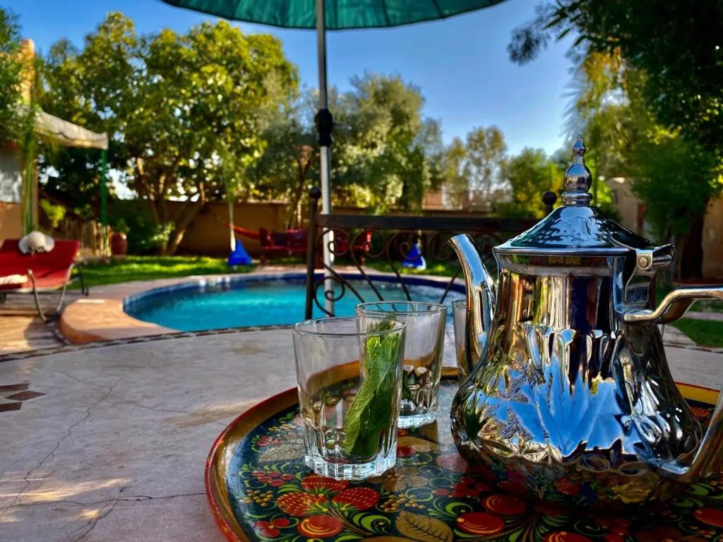 Swimming pool in Relais Esmeralda