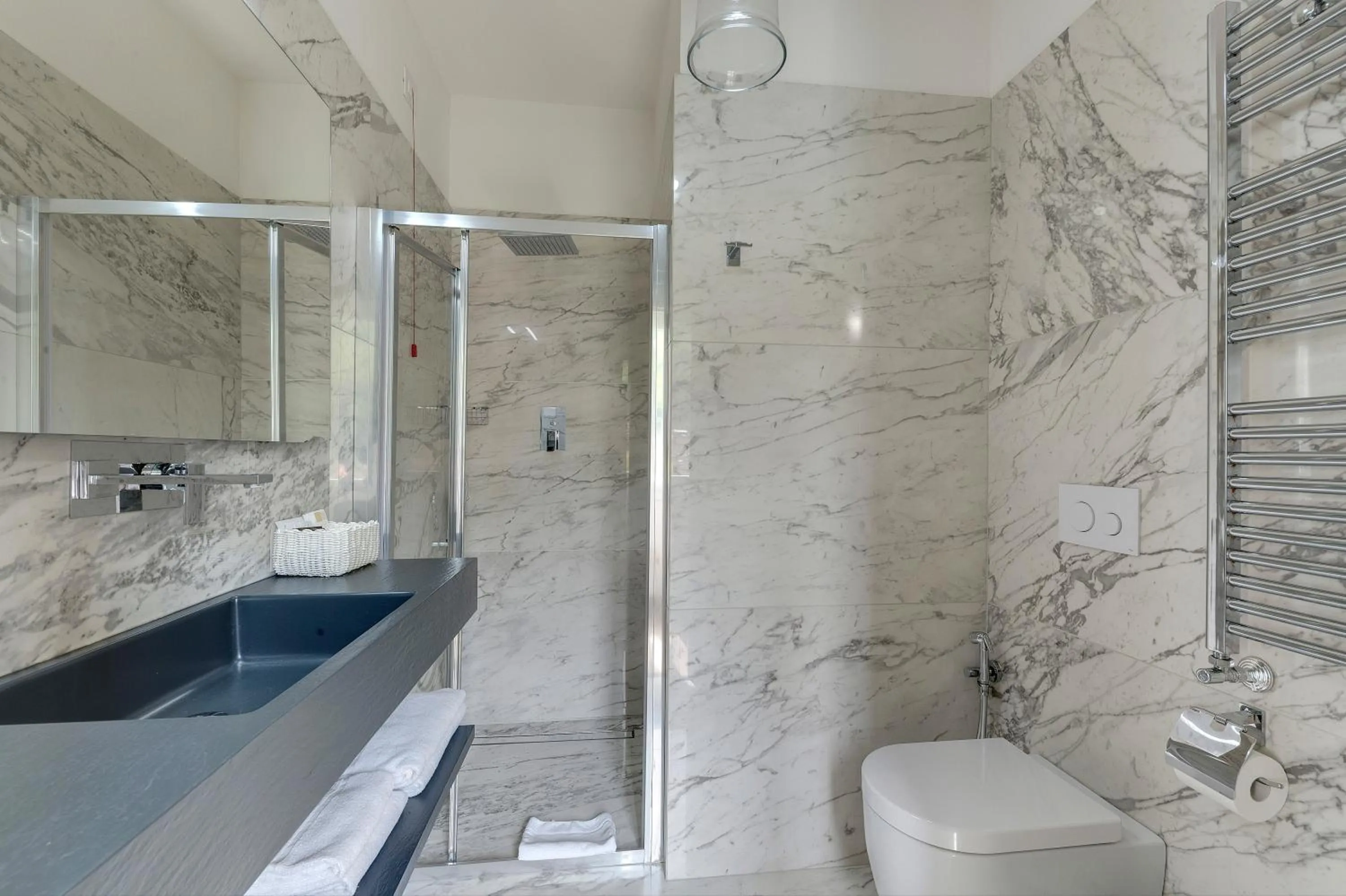 Shower in Locanda Senio