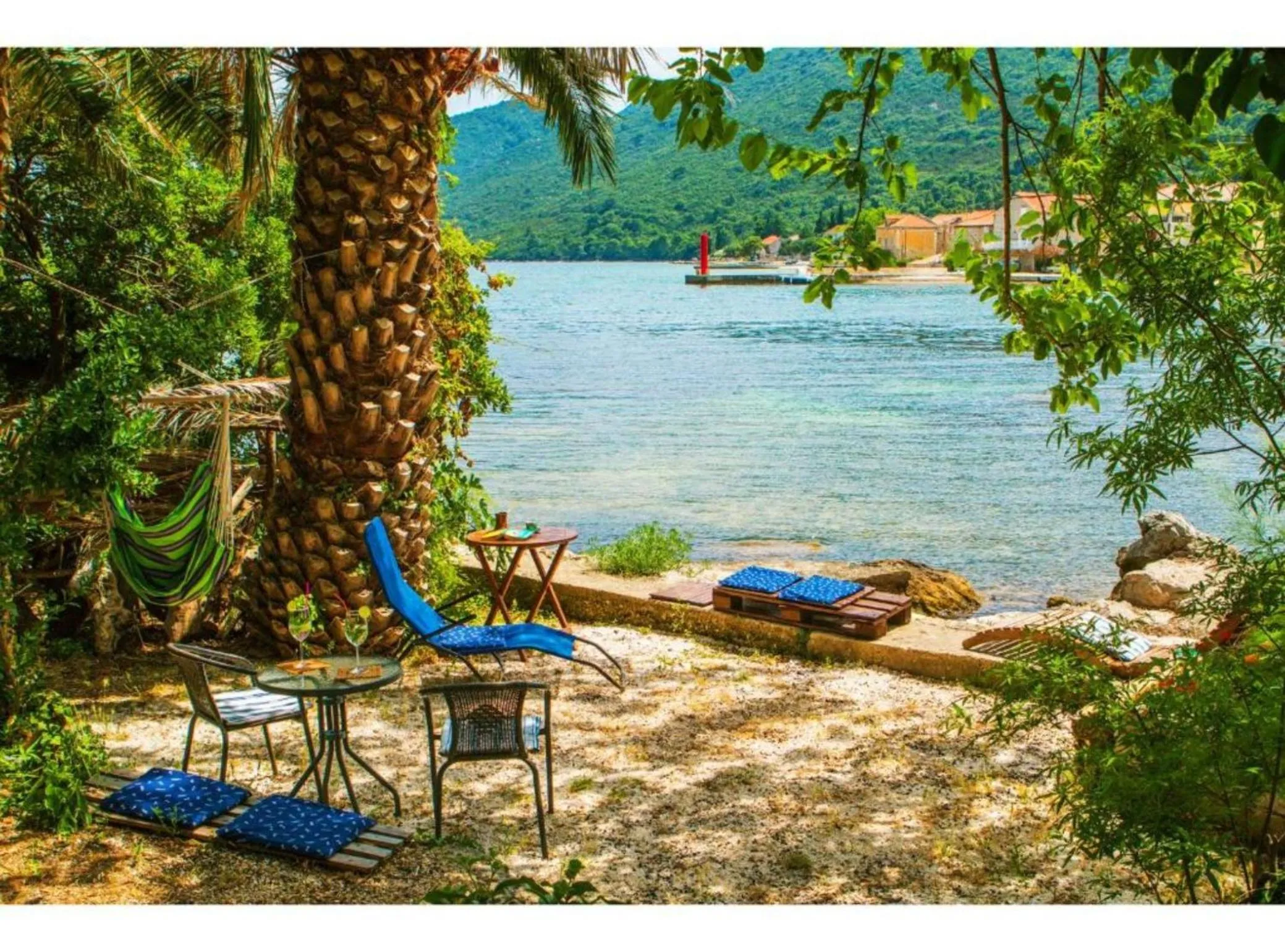 Garden in Seaside Holiday Home Andrija