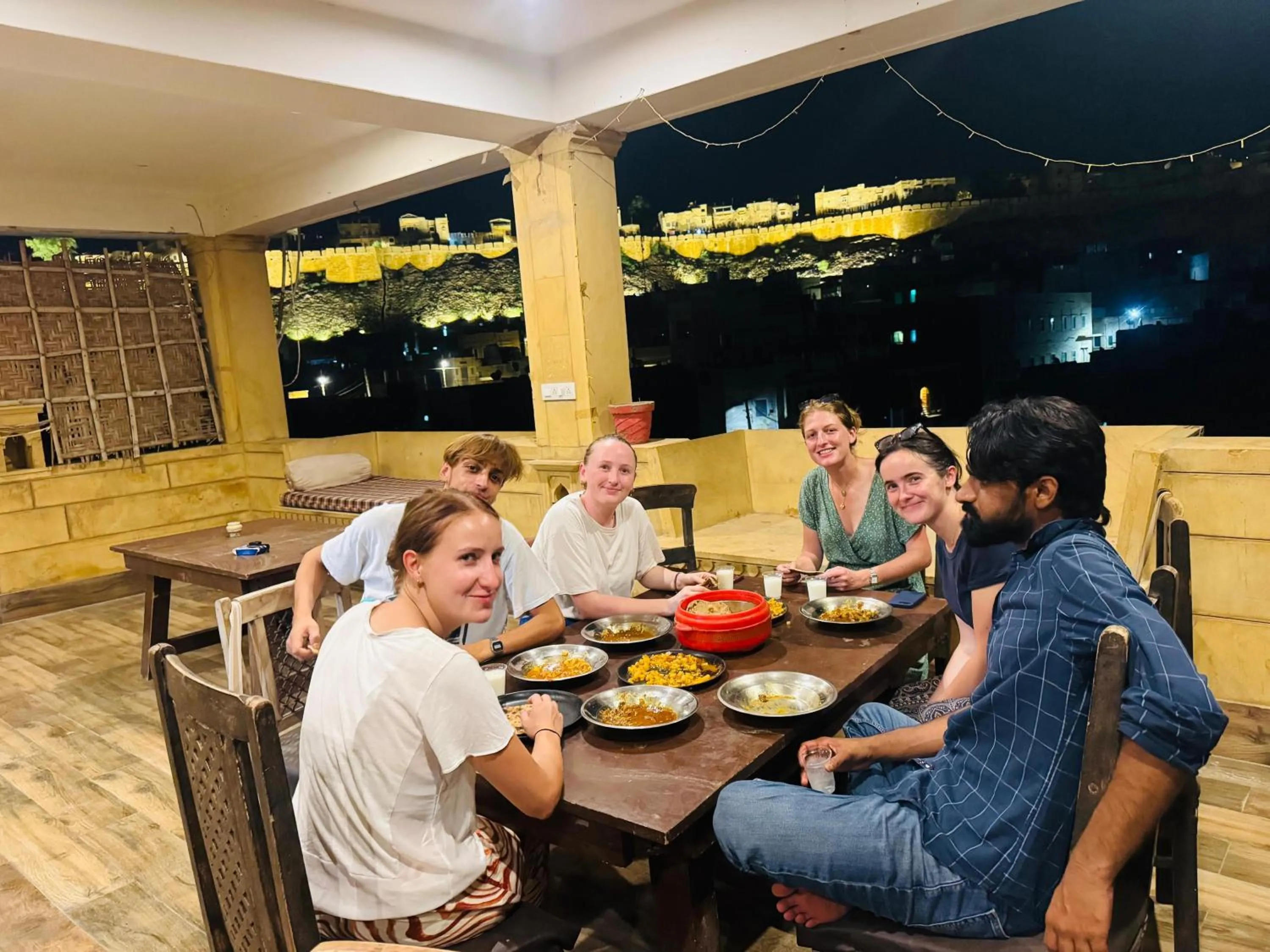Dining area in Wonbin Safari Jaisalmer