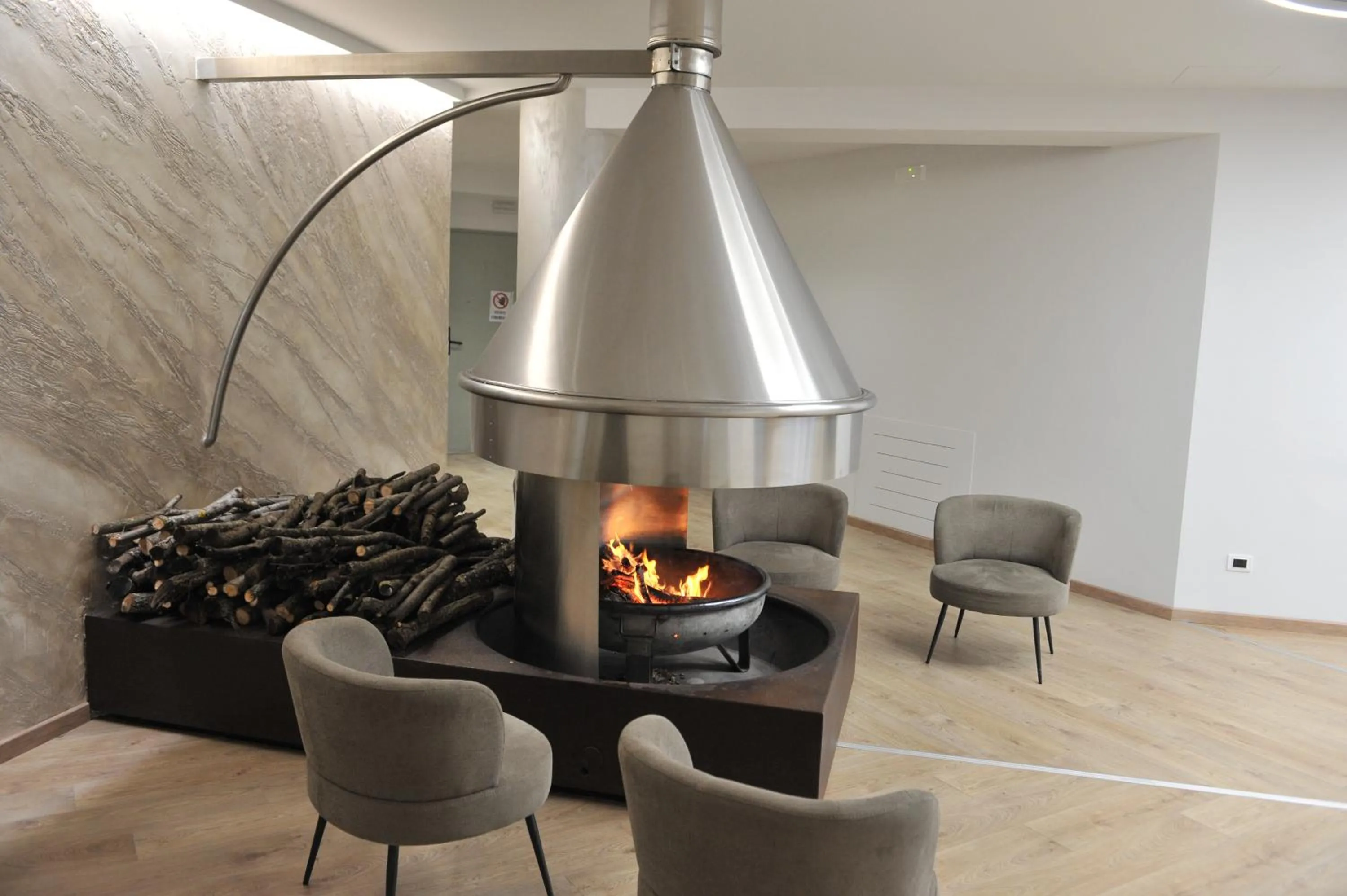 Living room in Hotel Theotokos