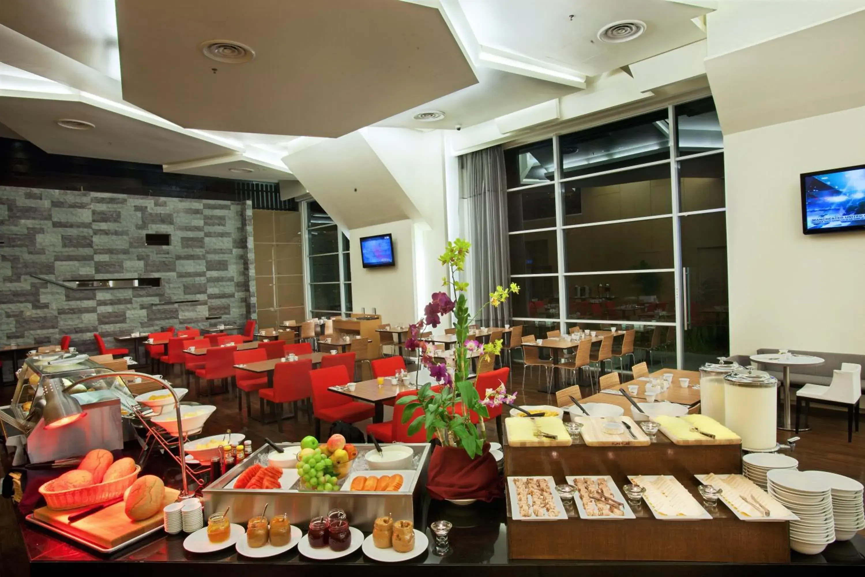 Restaurant/places to eat in PARKROYAL Serviced Suites Kuala Lumpur Restaurant/places to eat in PARKROYAL Serviced Suites Kuala Lumpur