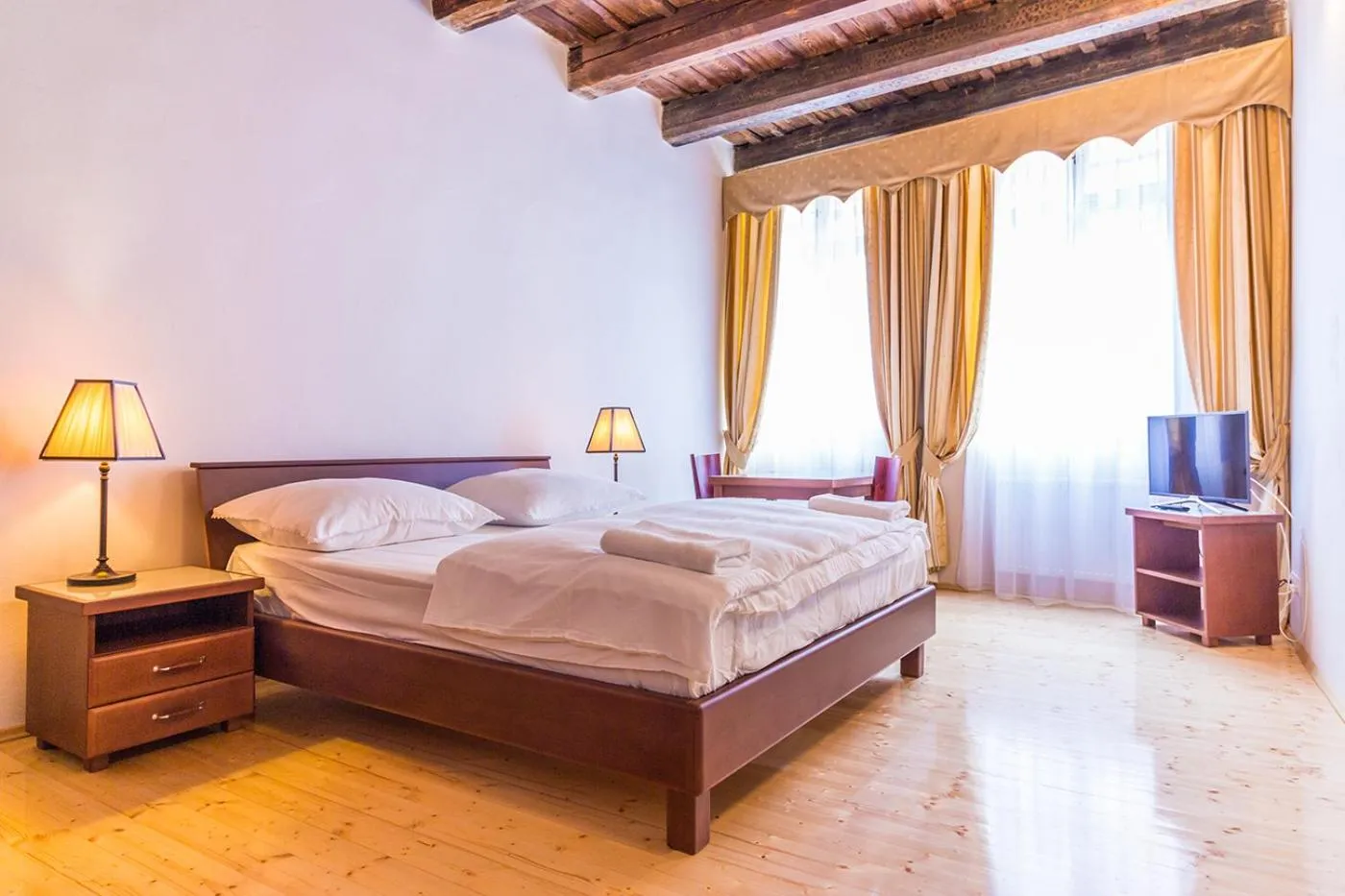 Bed in Residence Thunovska