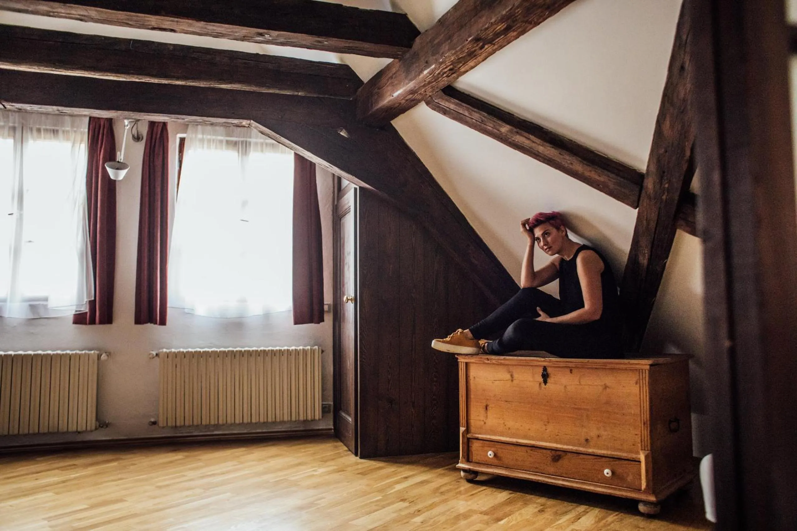 People in Residence Thunovska