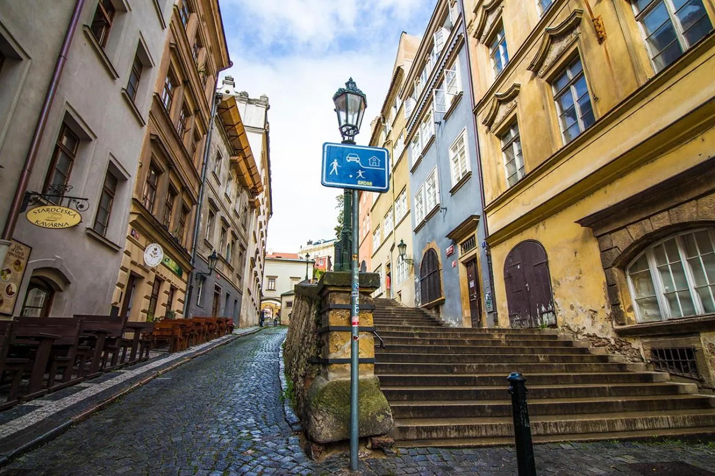 Property logo or sign in Residence Thunovska