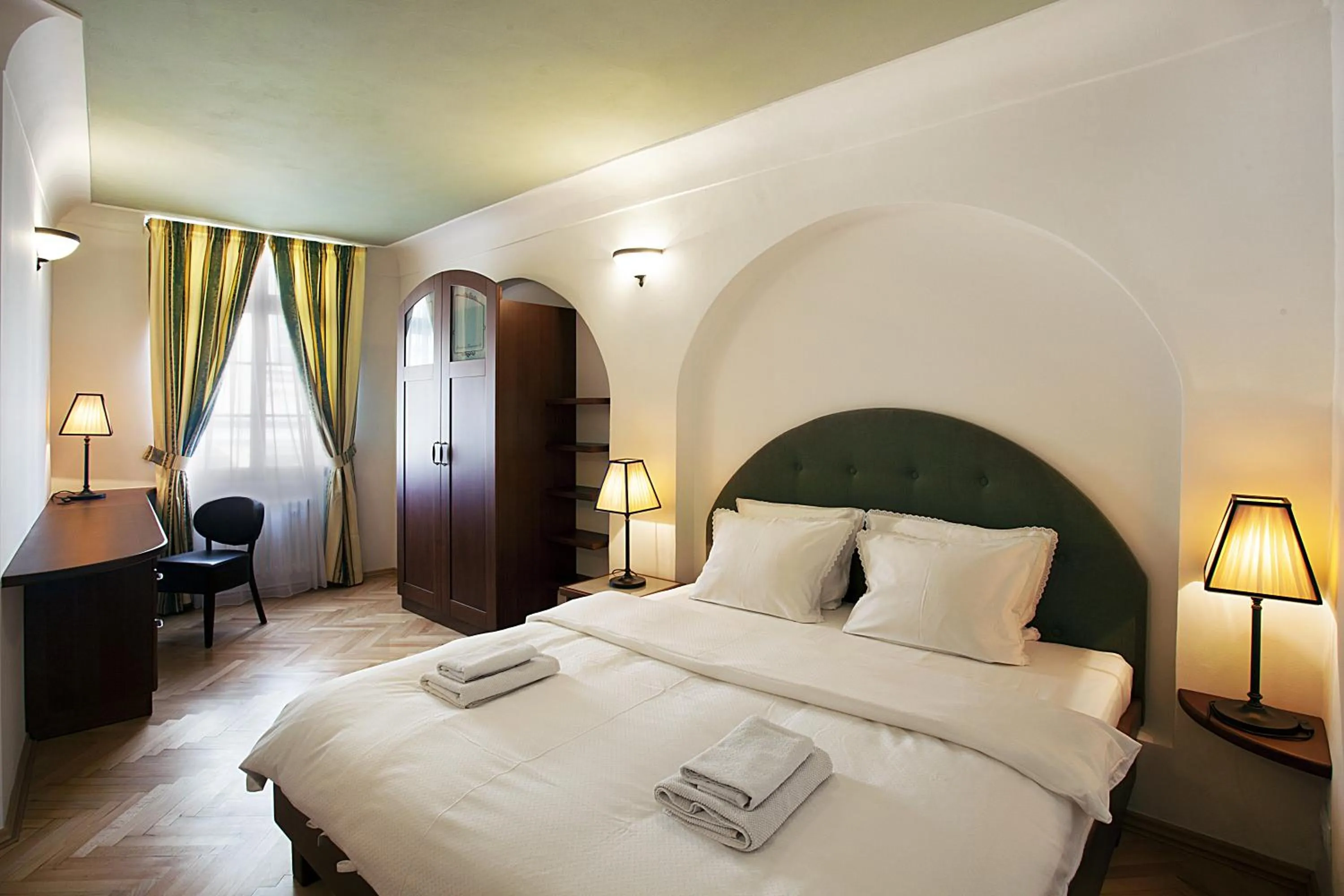 Bedroom, Bed in Residence Thunovska