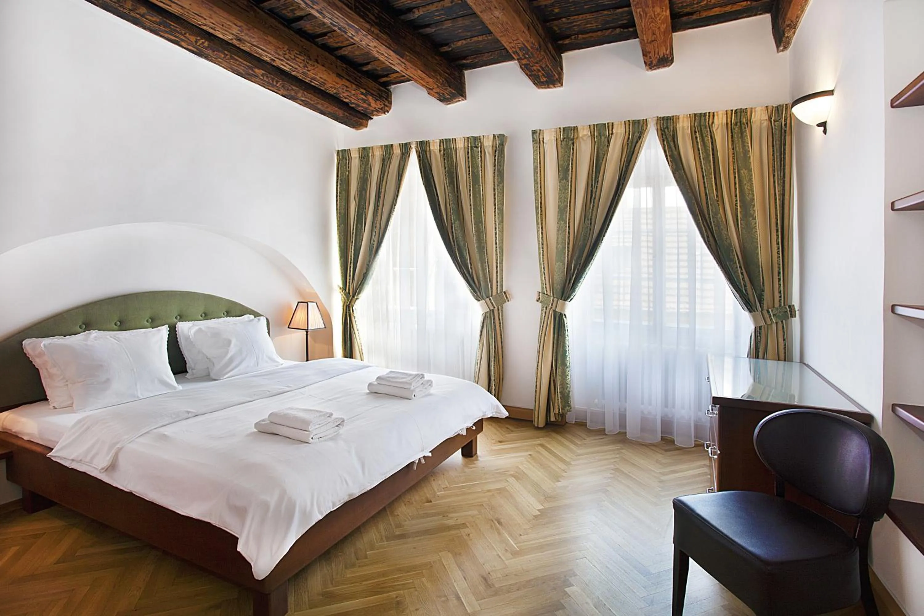 Bedroom, Bed in Residence Thunovska