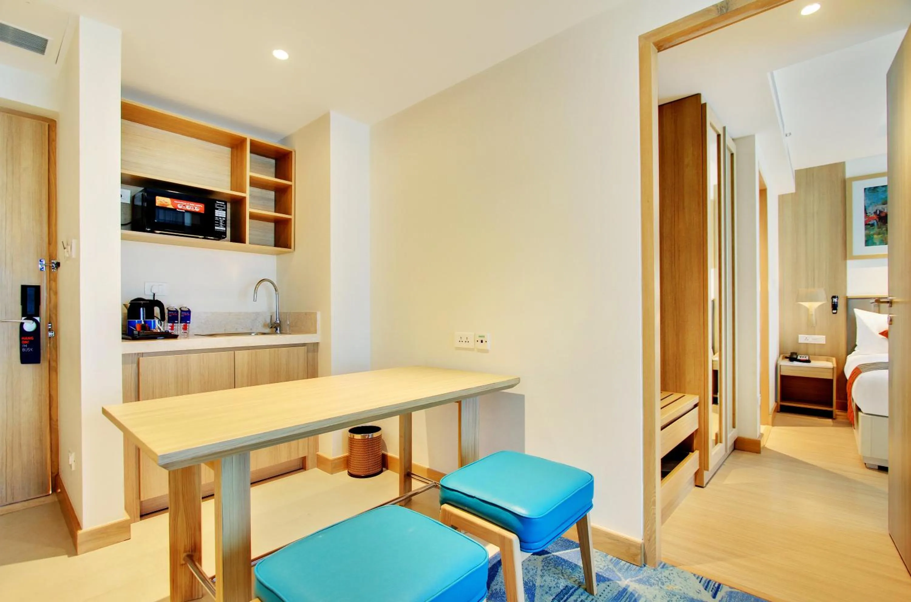 Bedroom in Holiday Inn Bengaluru Racecourse by IHG