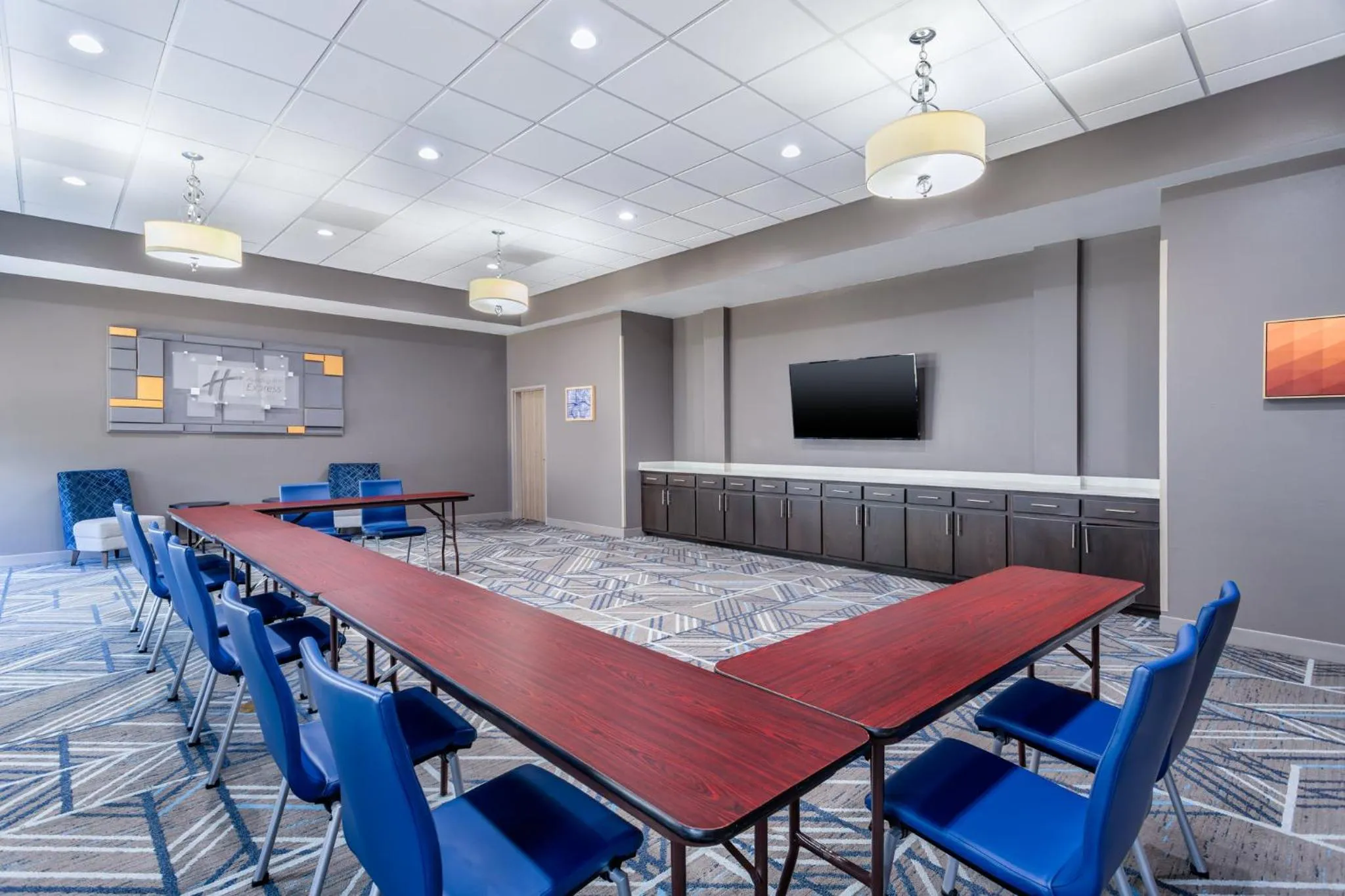 Meeting/conference room in Holiday Inn Express & Suites Memphis Arpt Elvis Presley Blv by IHG