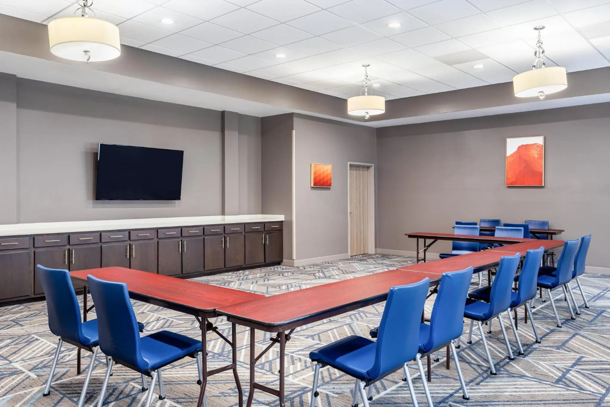 Meeting/conference room in Holiday Inn Express & Suites Memphis Arpt Elvis Presley Blv by IHG