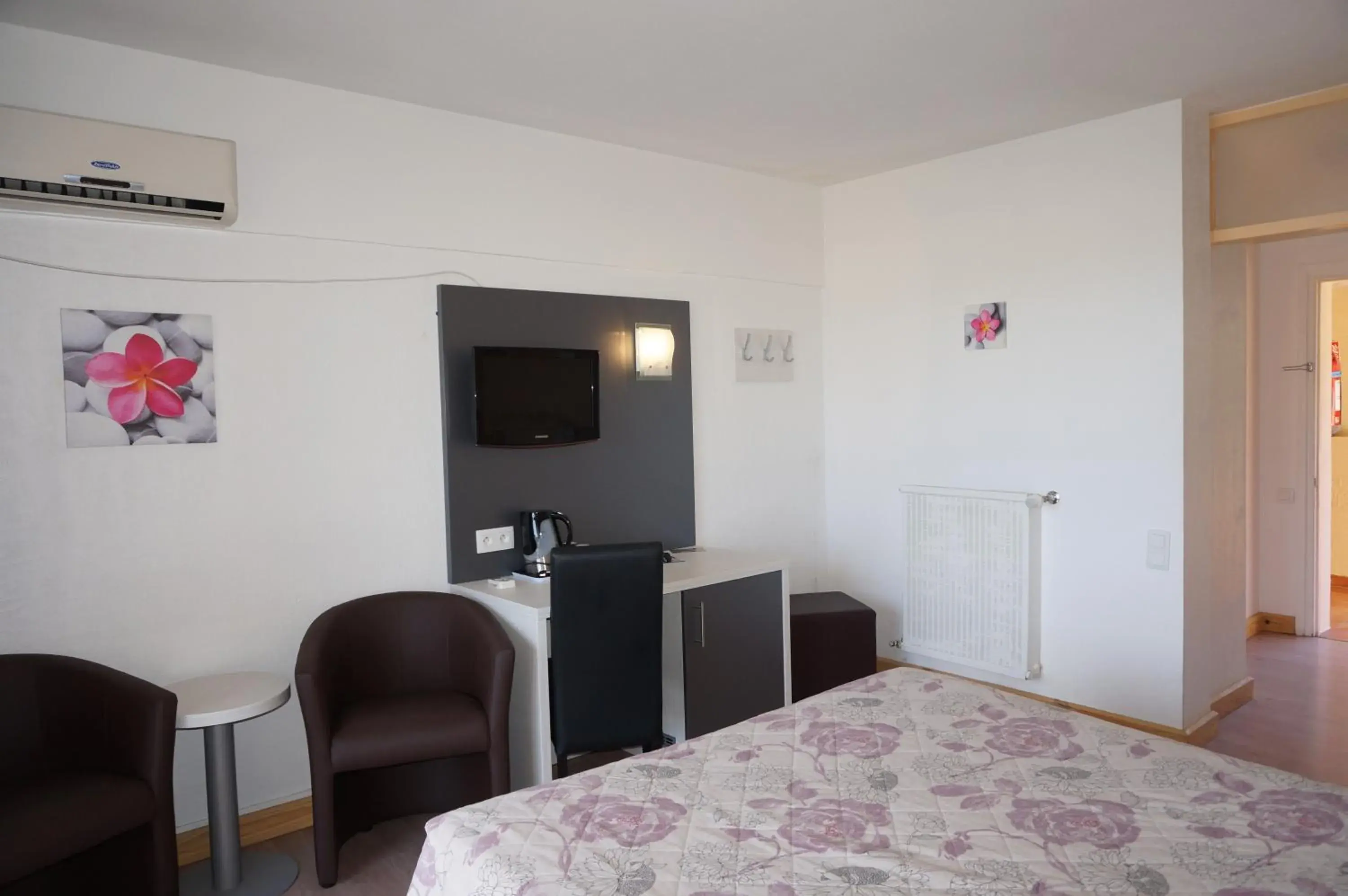 Photo of the whole room, Bed in Logis Hotel Le Col De L'ange Photo of the whole room, Bed in Logis Hotel Le Col De L'ange