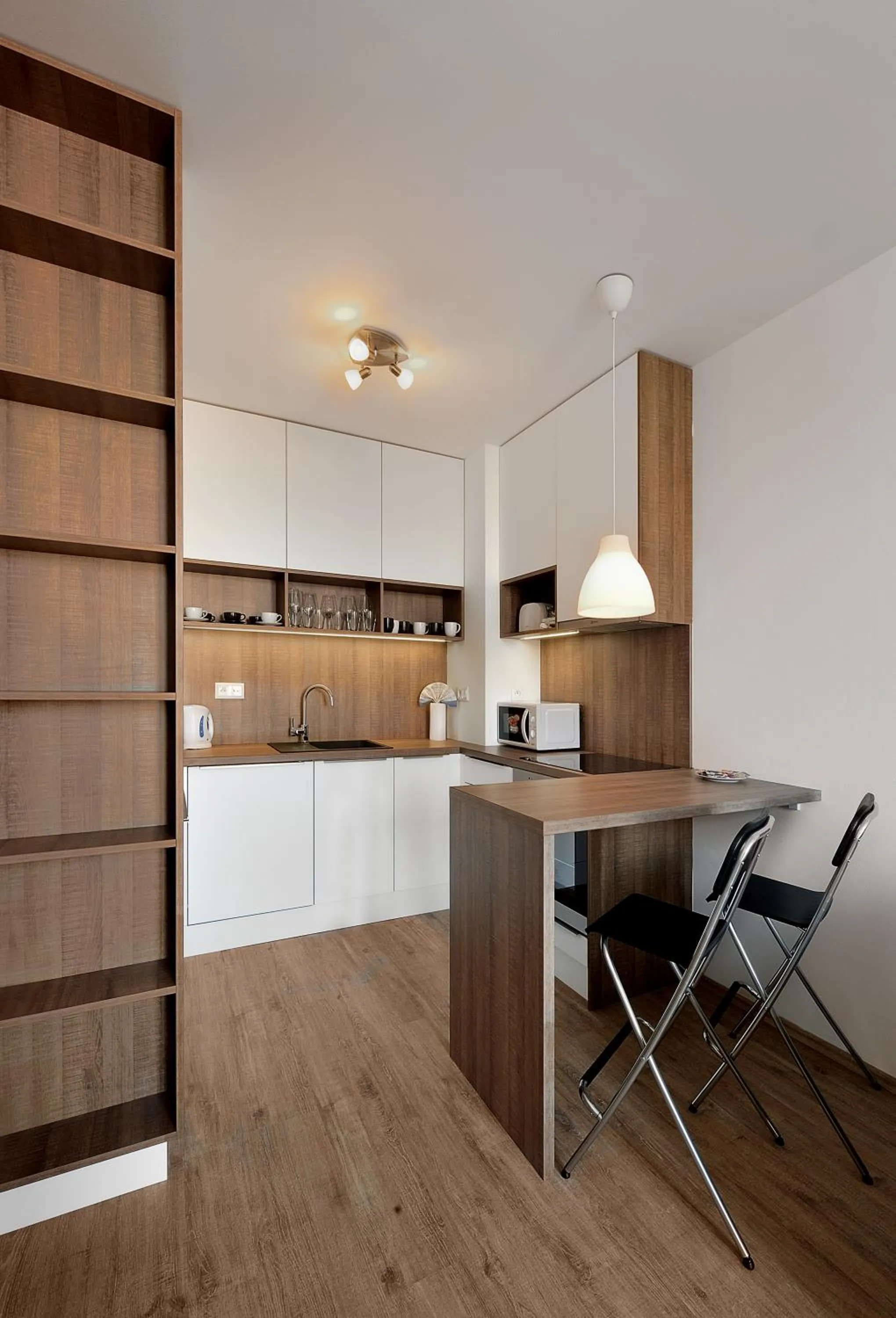 Kitchen or kitchenette in Apollis Business&Budget by Ambiente