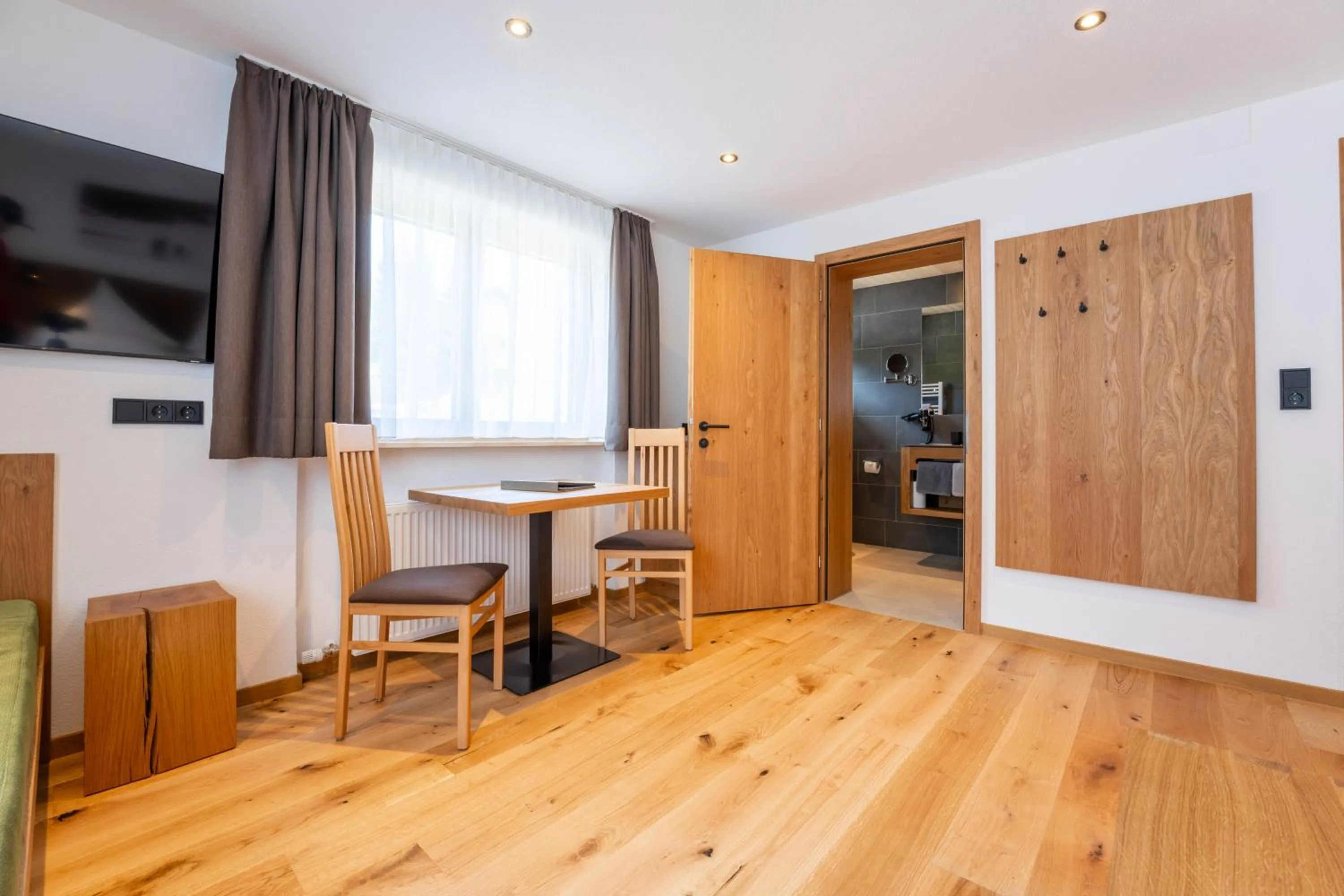 Photo of the whole room in Hotel Garni Krumbach