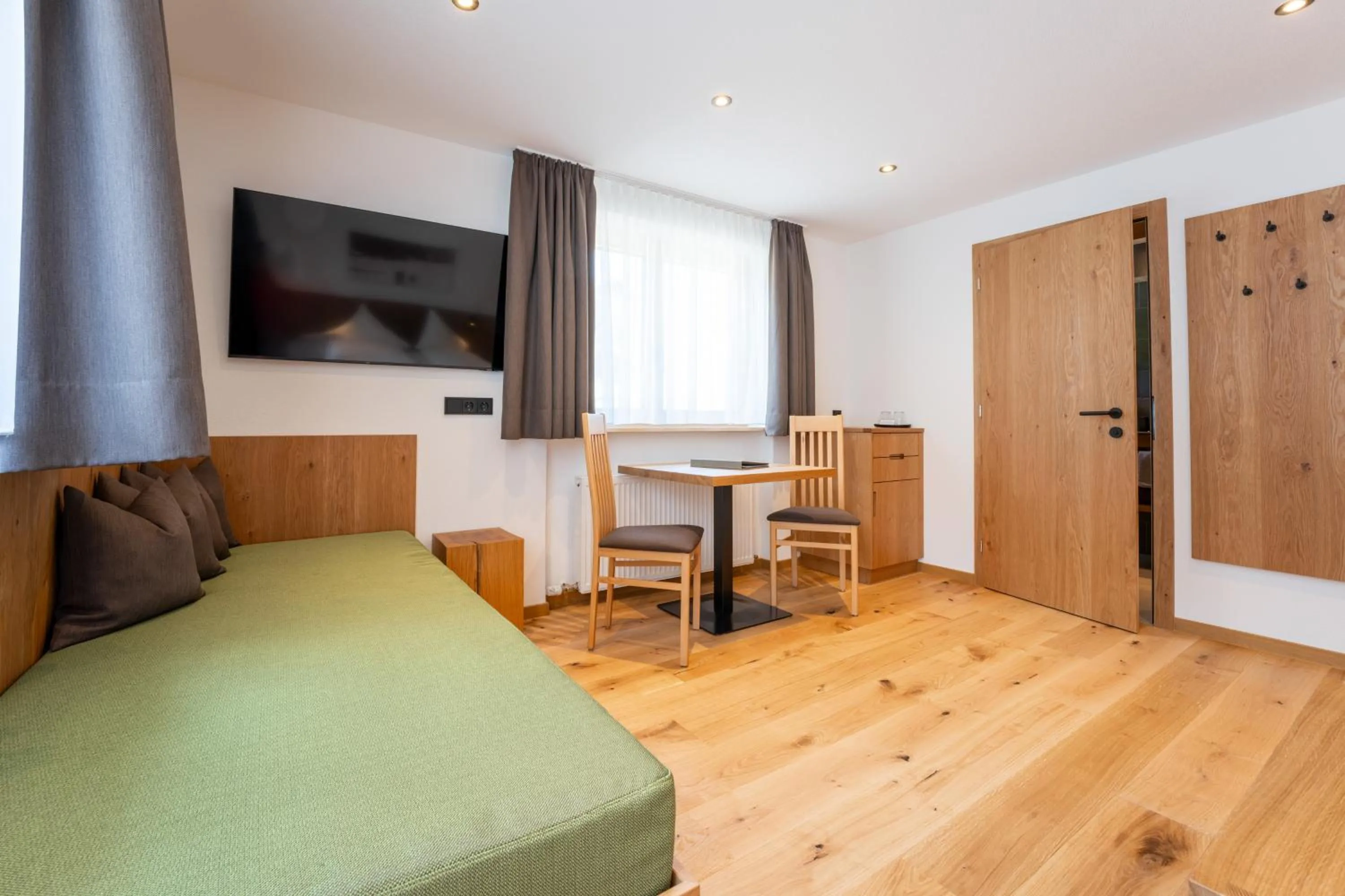 Photo of the whole room in Hotel Garni Krumbach