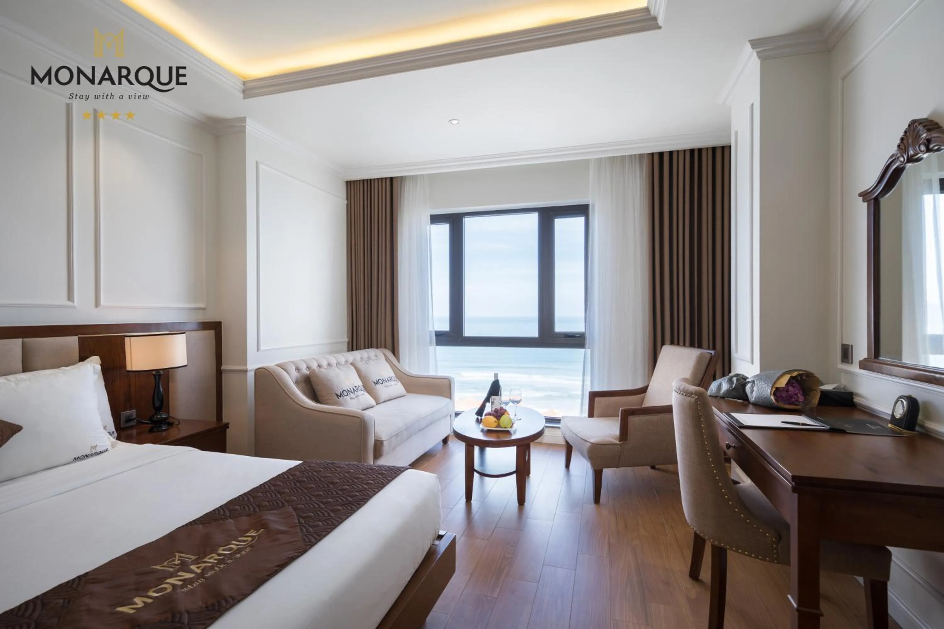 Sea view, Bed in Monarque Hotel Danang
