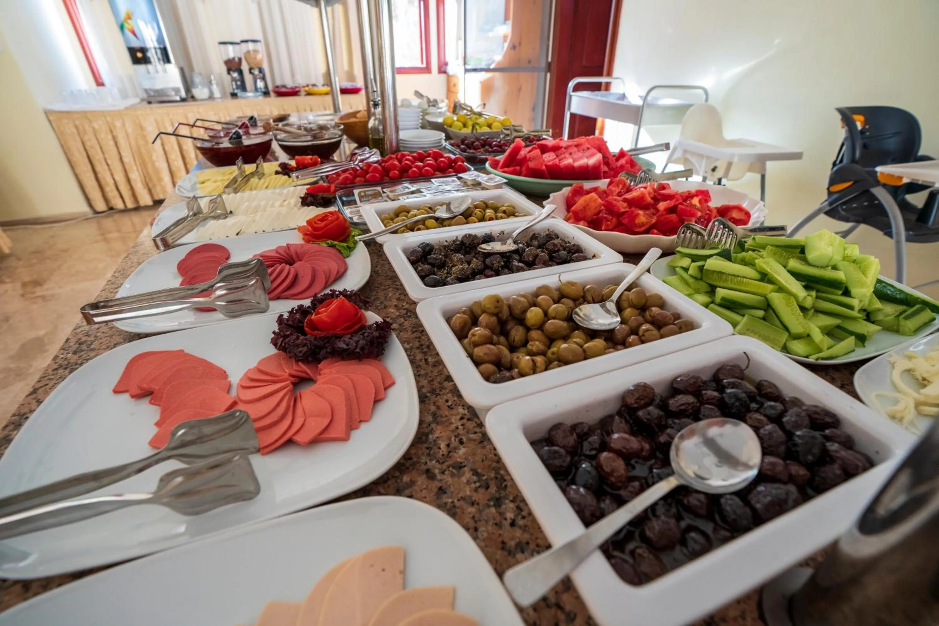 Buffet breakfast in Belcehan Beach
