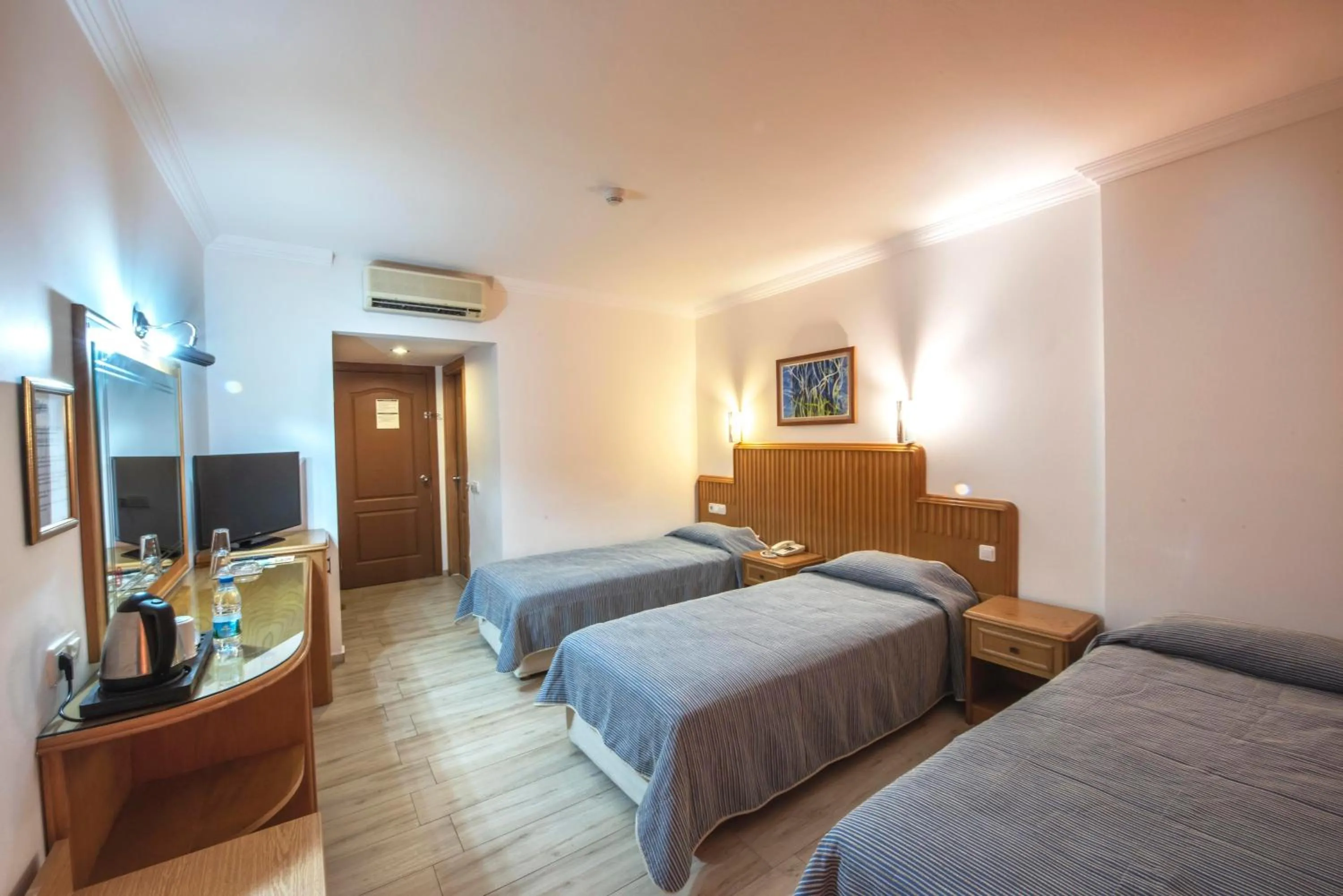 Bed in Belcehan Hotel