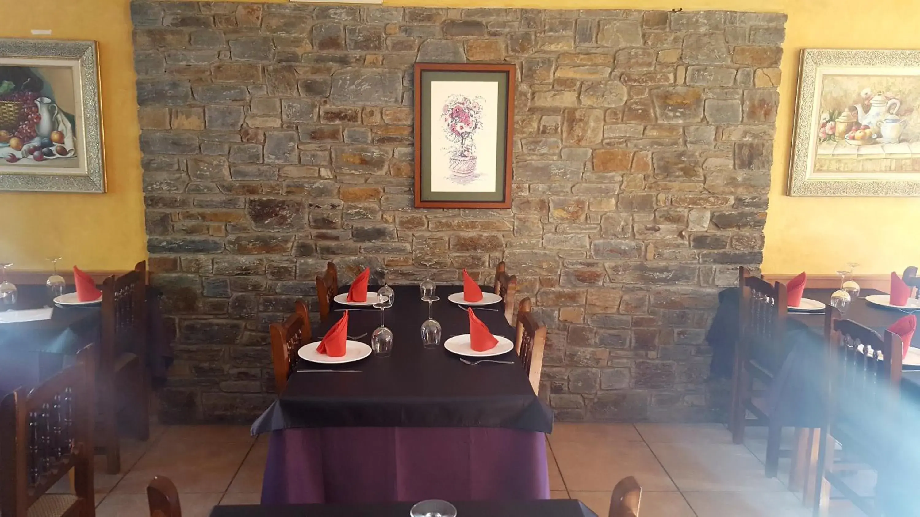 Restaurant/places to eat in Hotel Sucara Restaurant/places to eat in Hotel Sucara