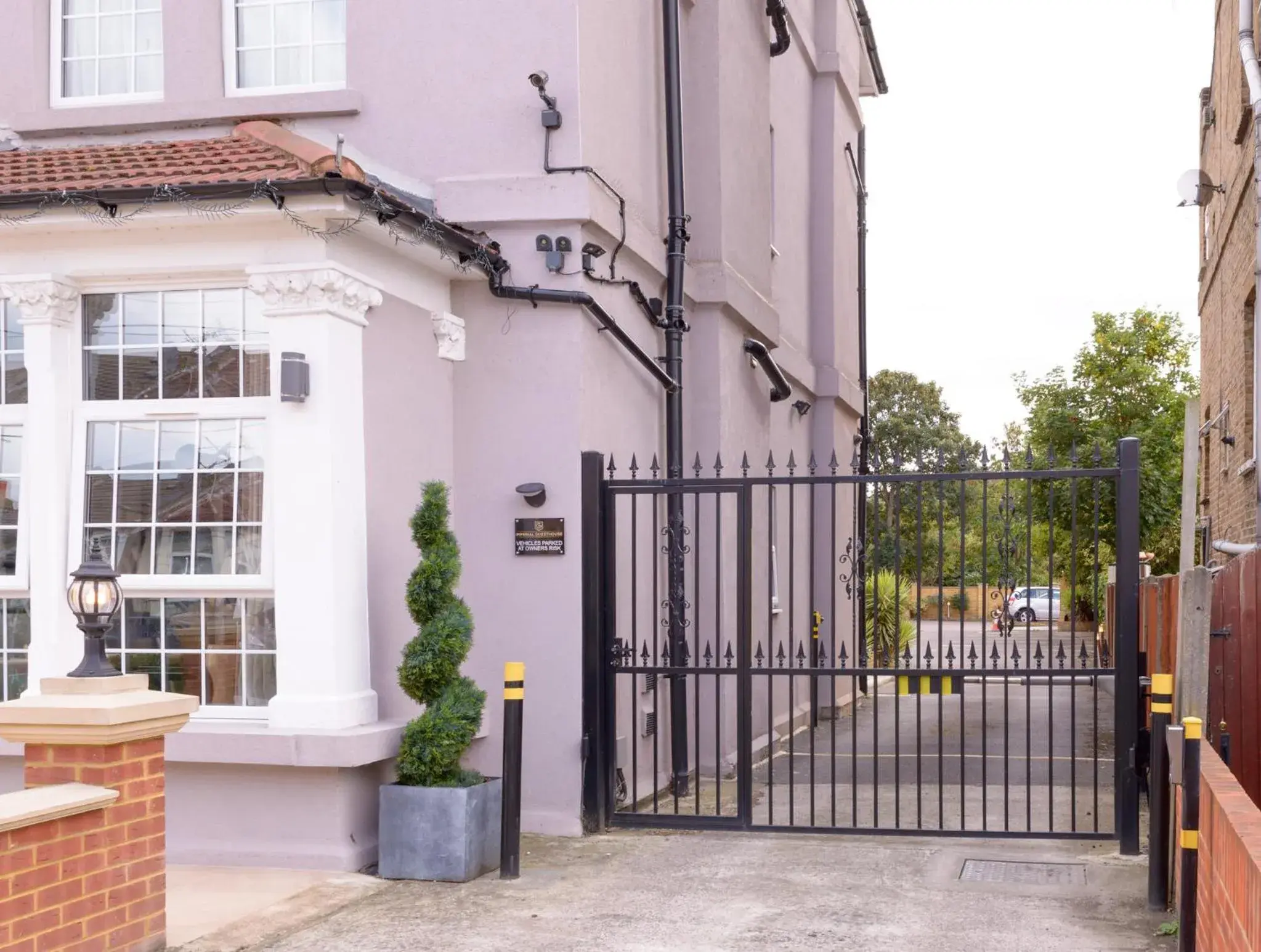 Property building in Imperial Guest House Ltd. Property building in Imperial Guest House Ltd.