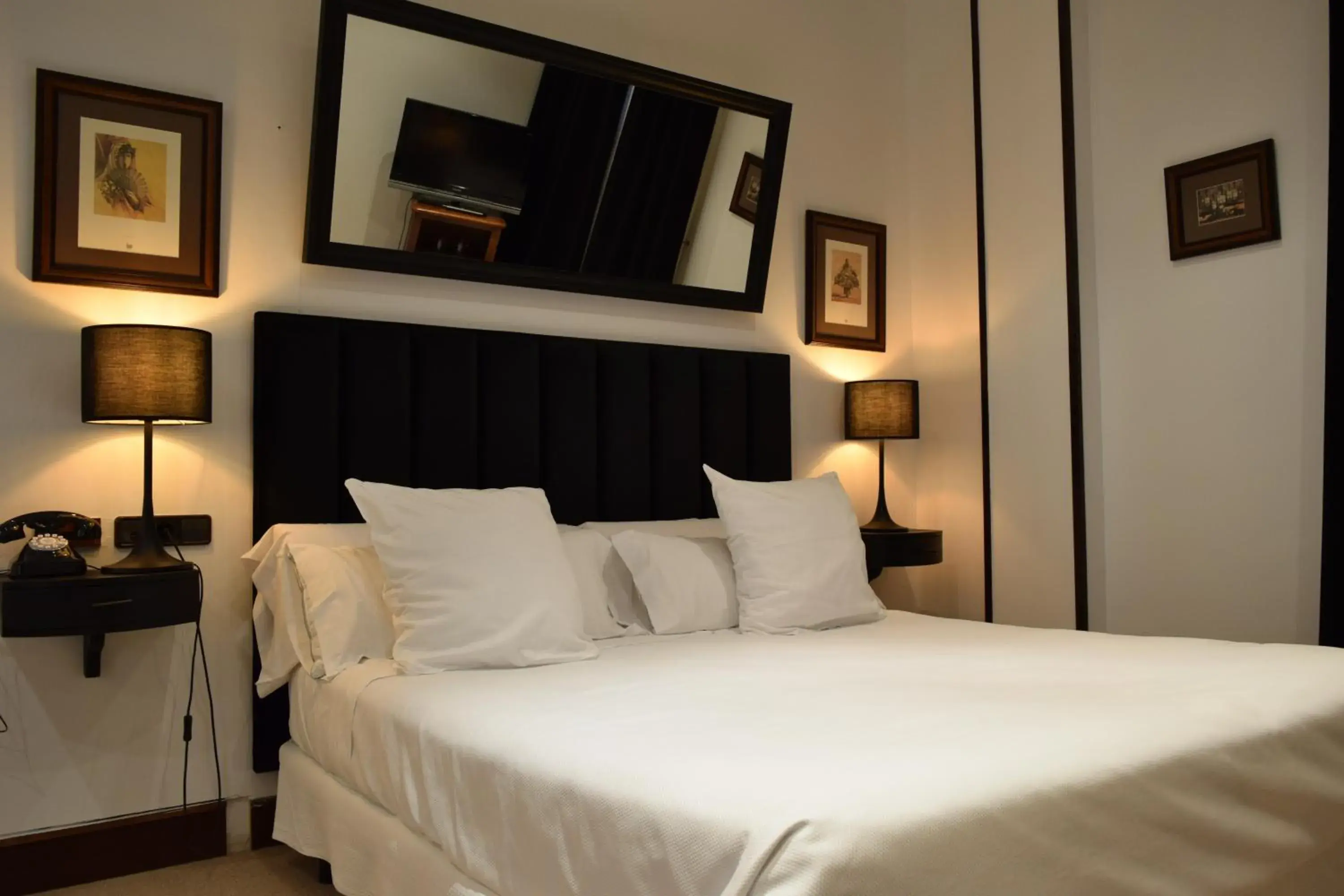 Double or Twin Room in Hotel & Spa Arzuaga Double or Twin Room in Hotel & Spa Arzuaga