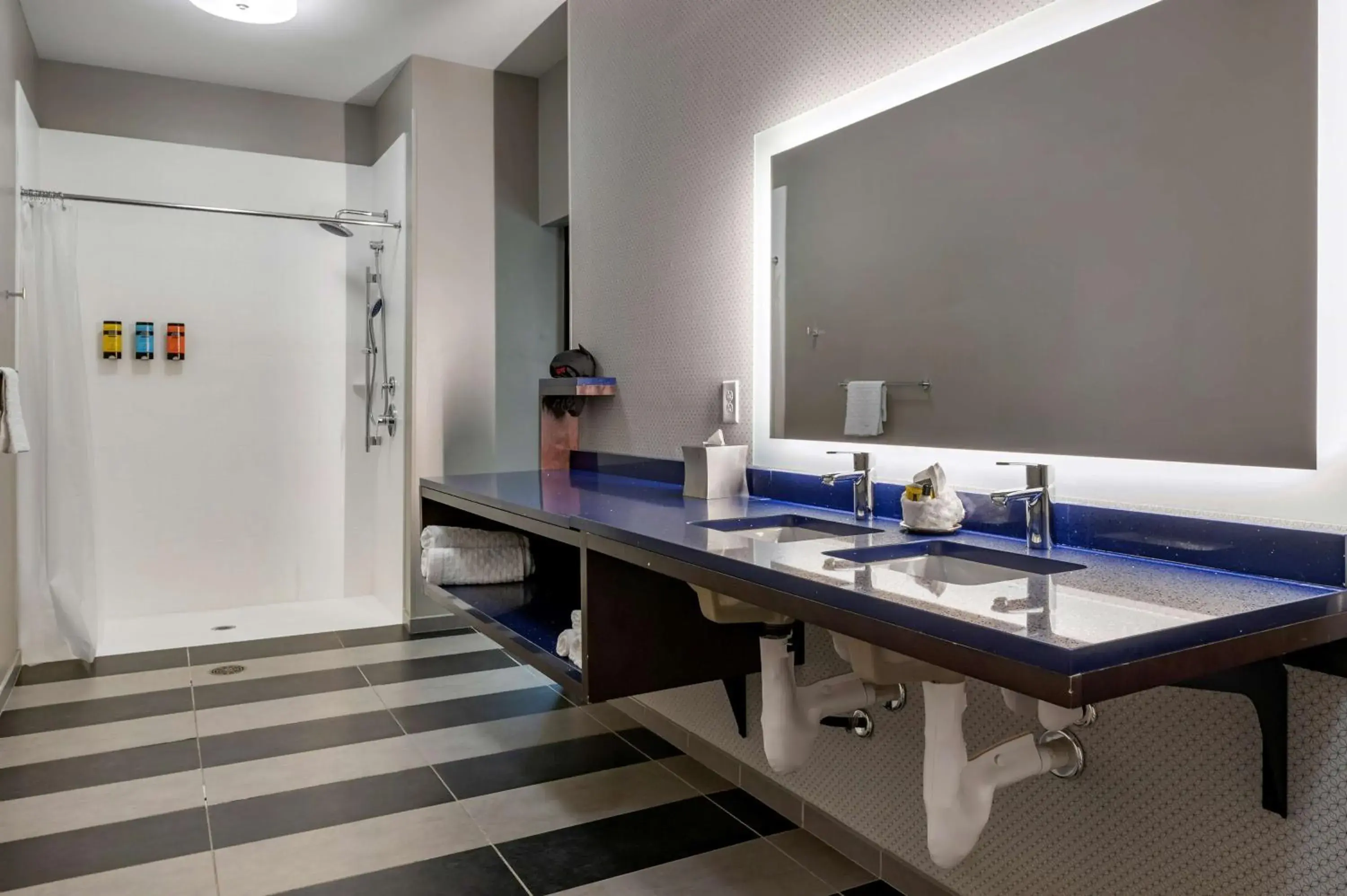 Bathroom in GLō Best Western Lexington Bathroom in GLō Best Western Lexington