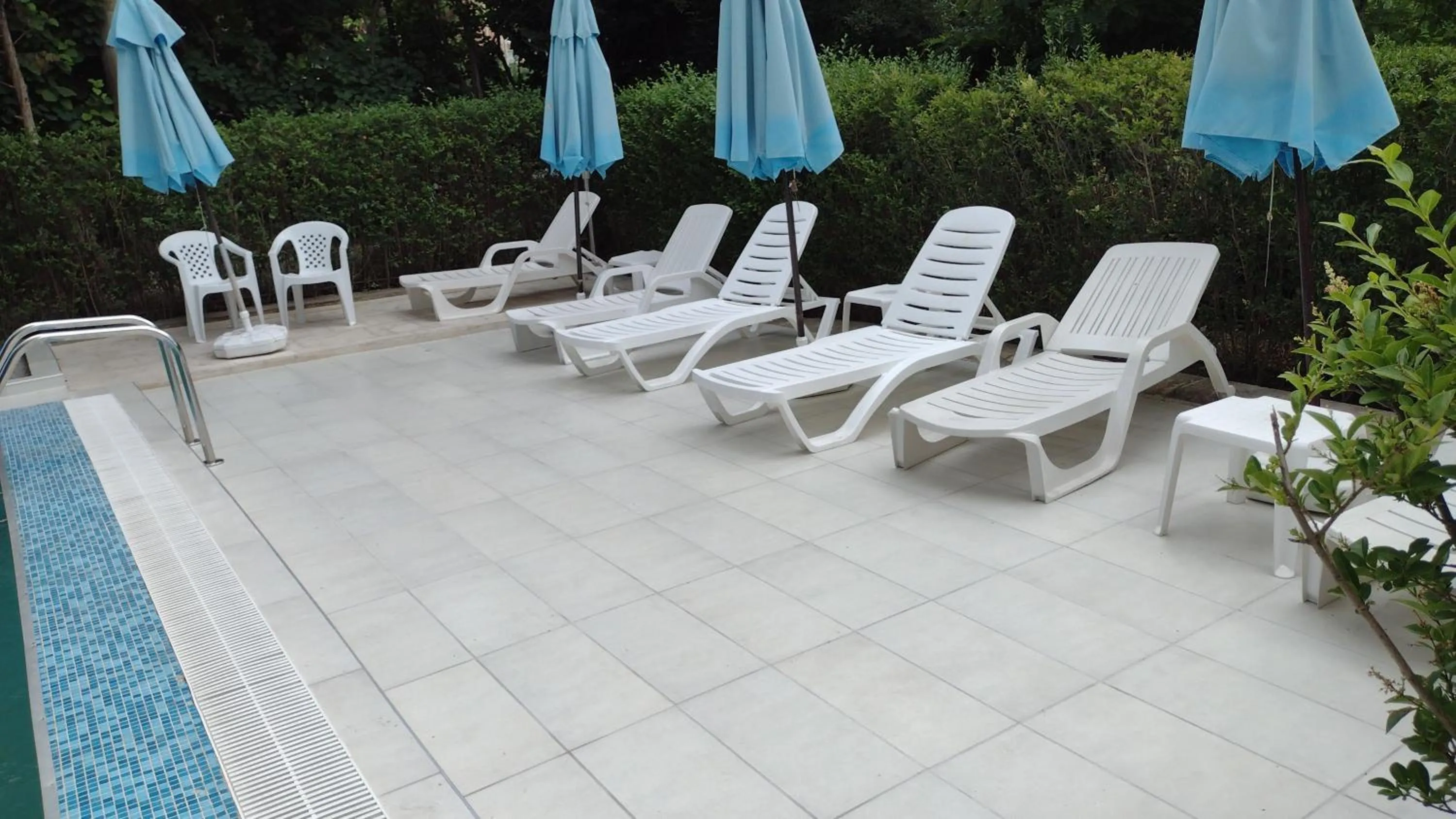 Swimming pool in Family Hotel Black Sea