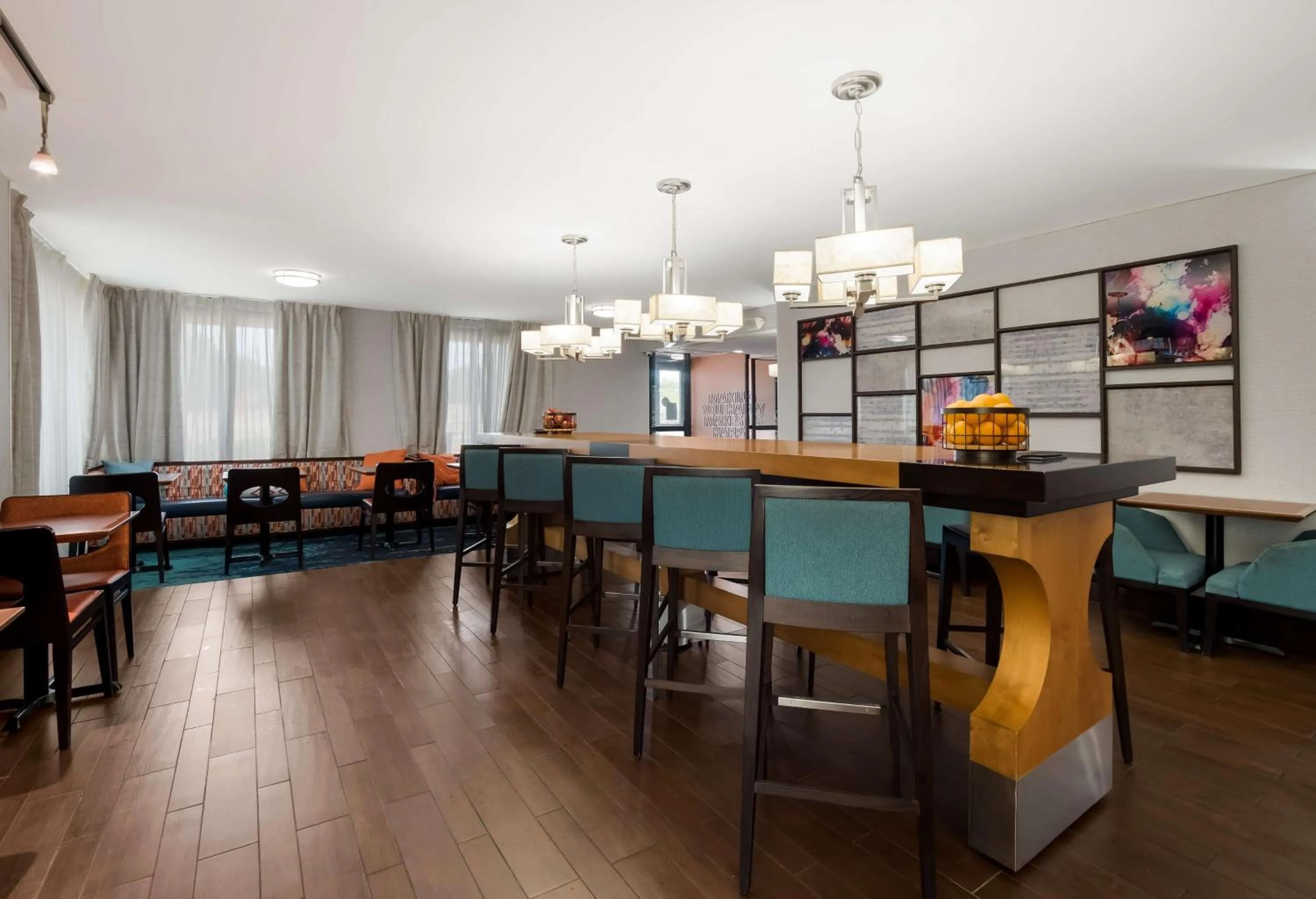 Breakfast in Hampton Inn Columbia-I-26 Airport