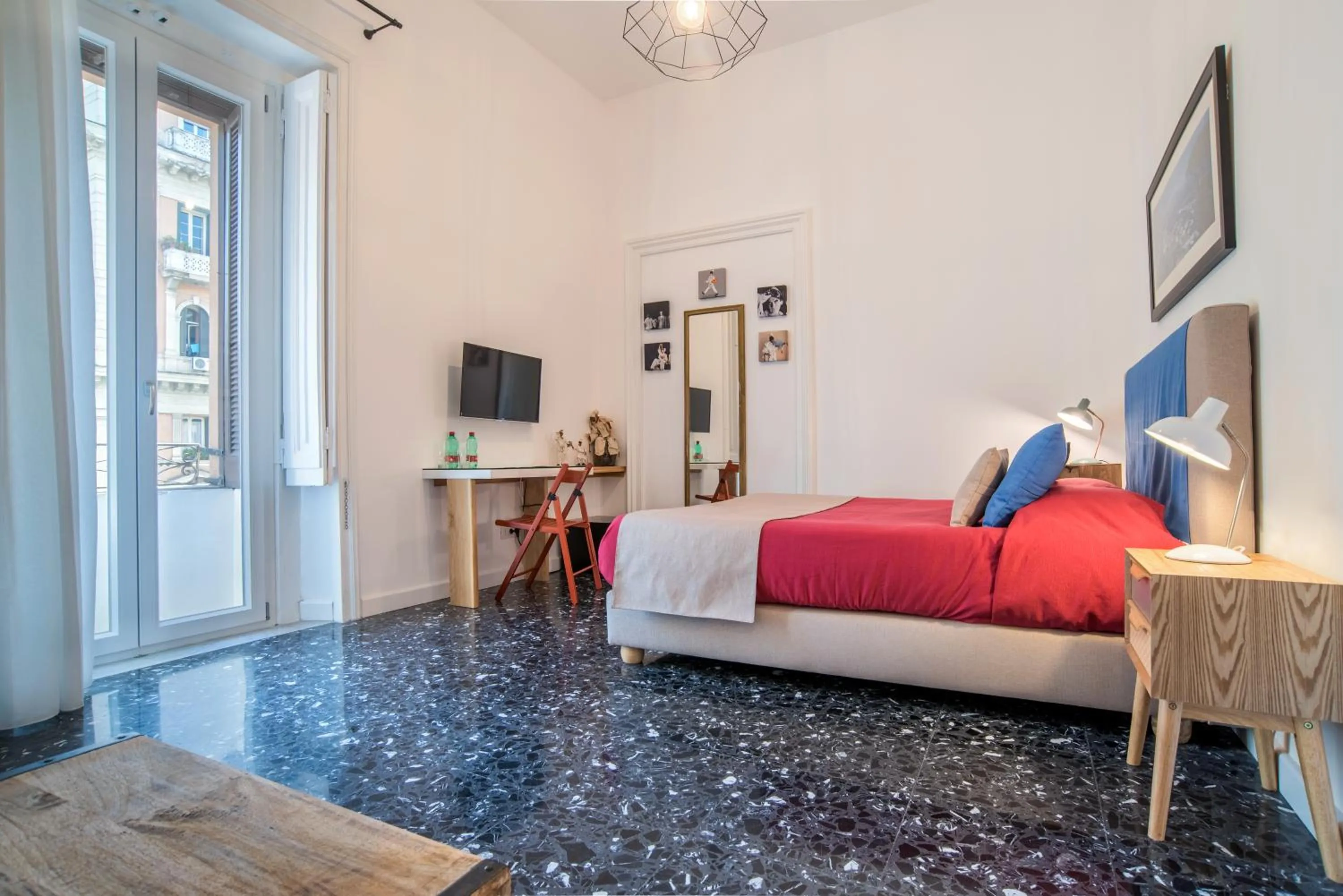 Bedroom, Bed in Napoliamo Guest House