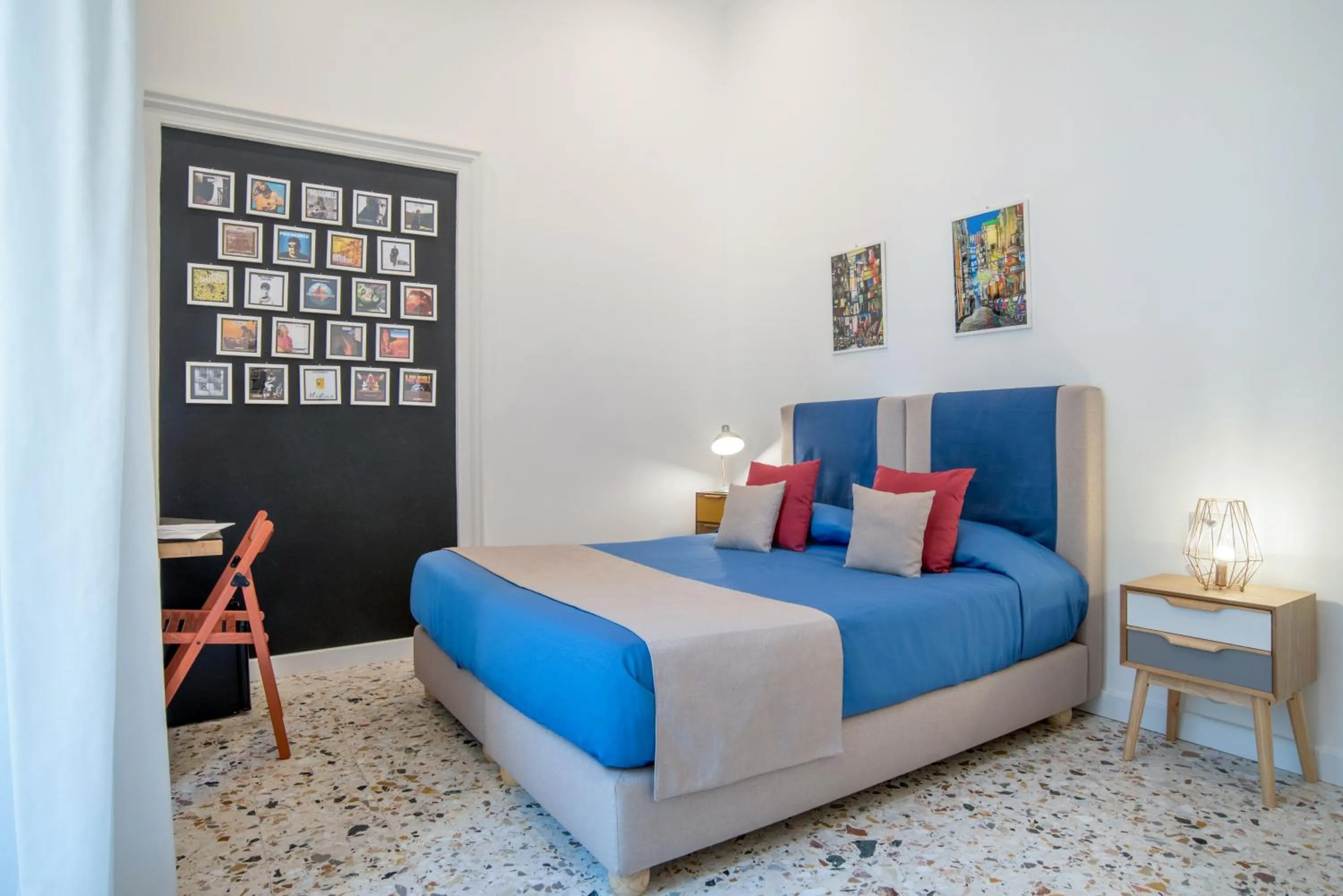 Bedroom, Bed in Napoliamo Guest House