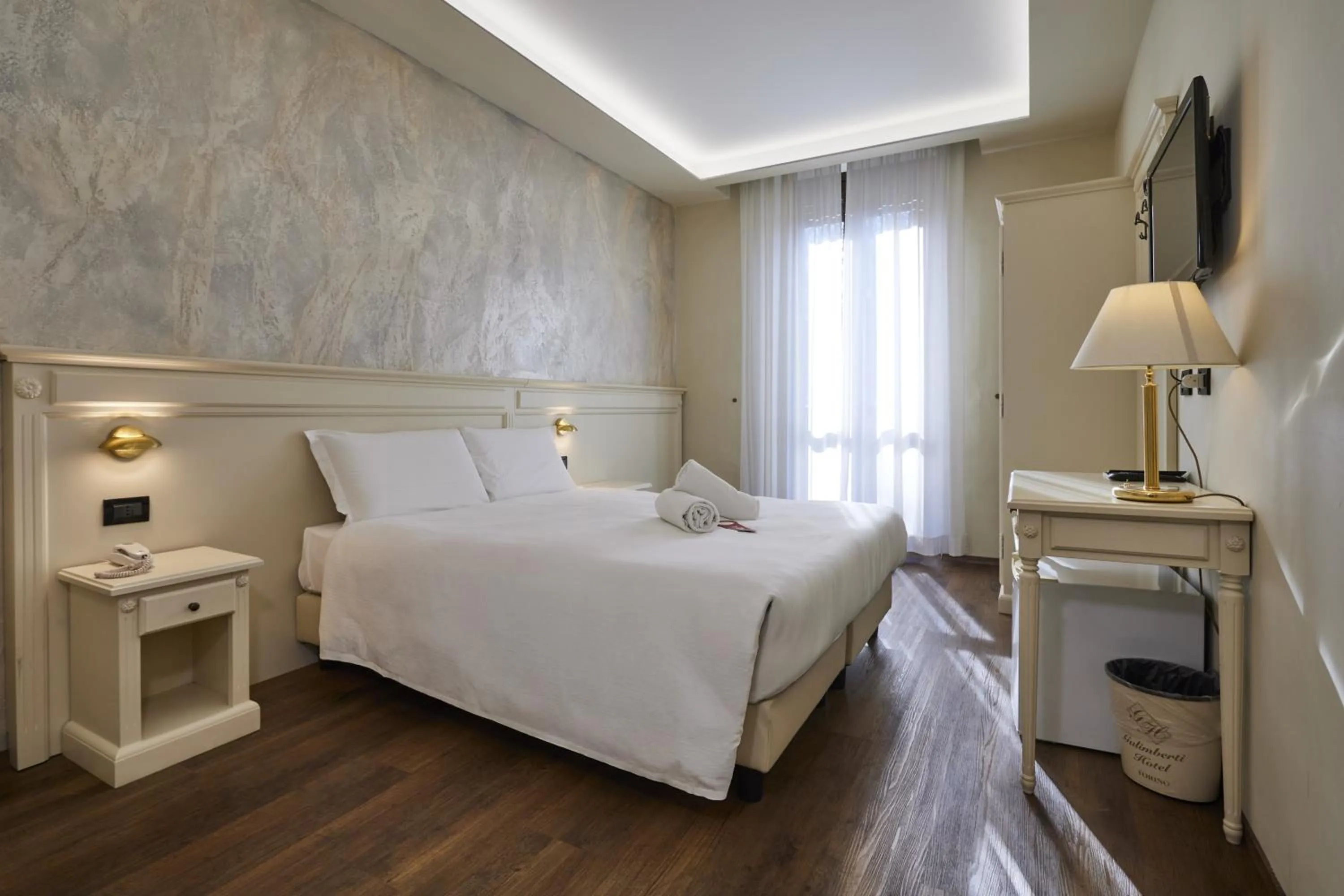 Decorative detail, Bed in Hotel Galimberti